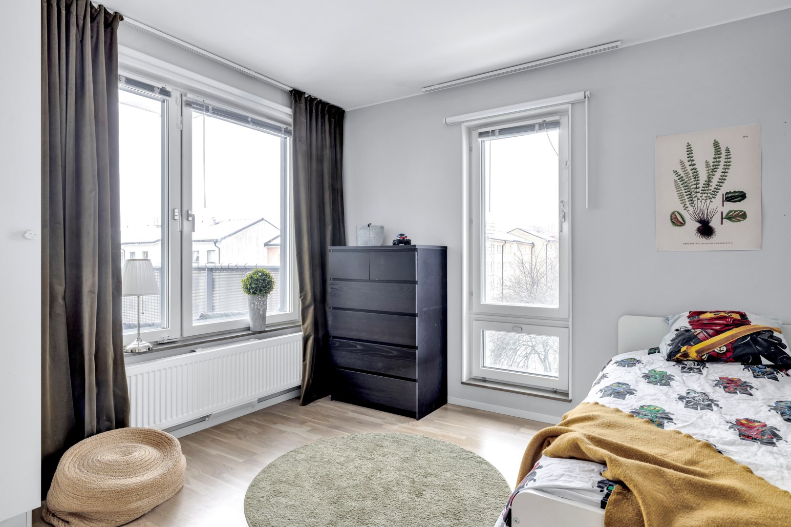 Bostadsbild från Svärdsliljegatan 2, Såld i Salabacke, Uppsala