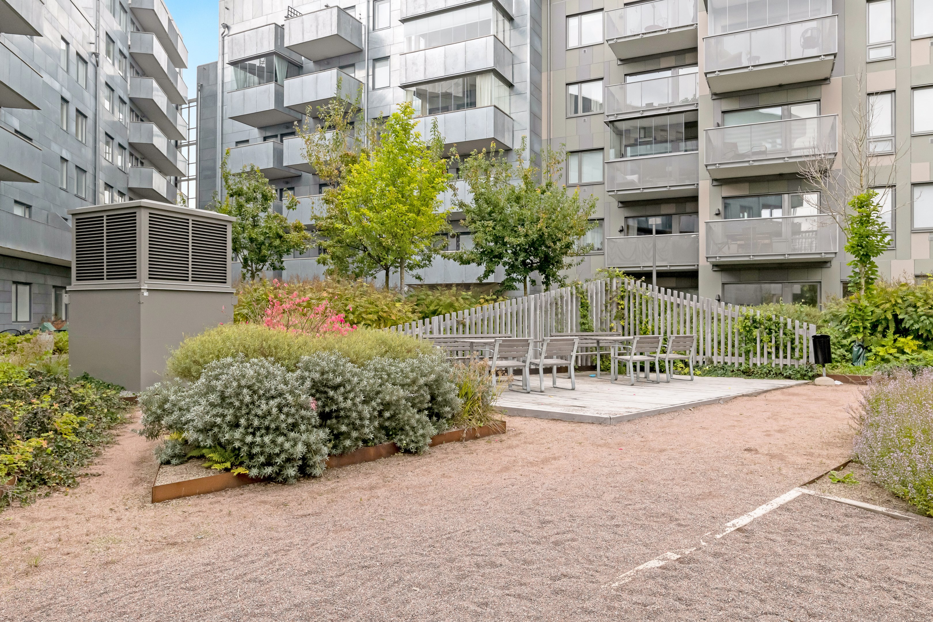 Bostadsbild från Svärdsliljegatan 2, Såld i Salabacke, Uppsala