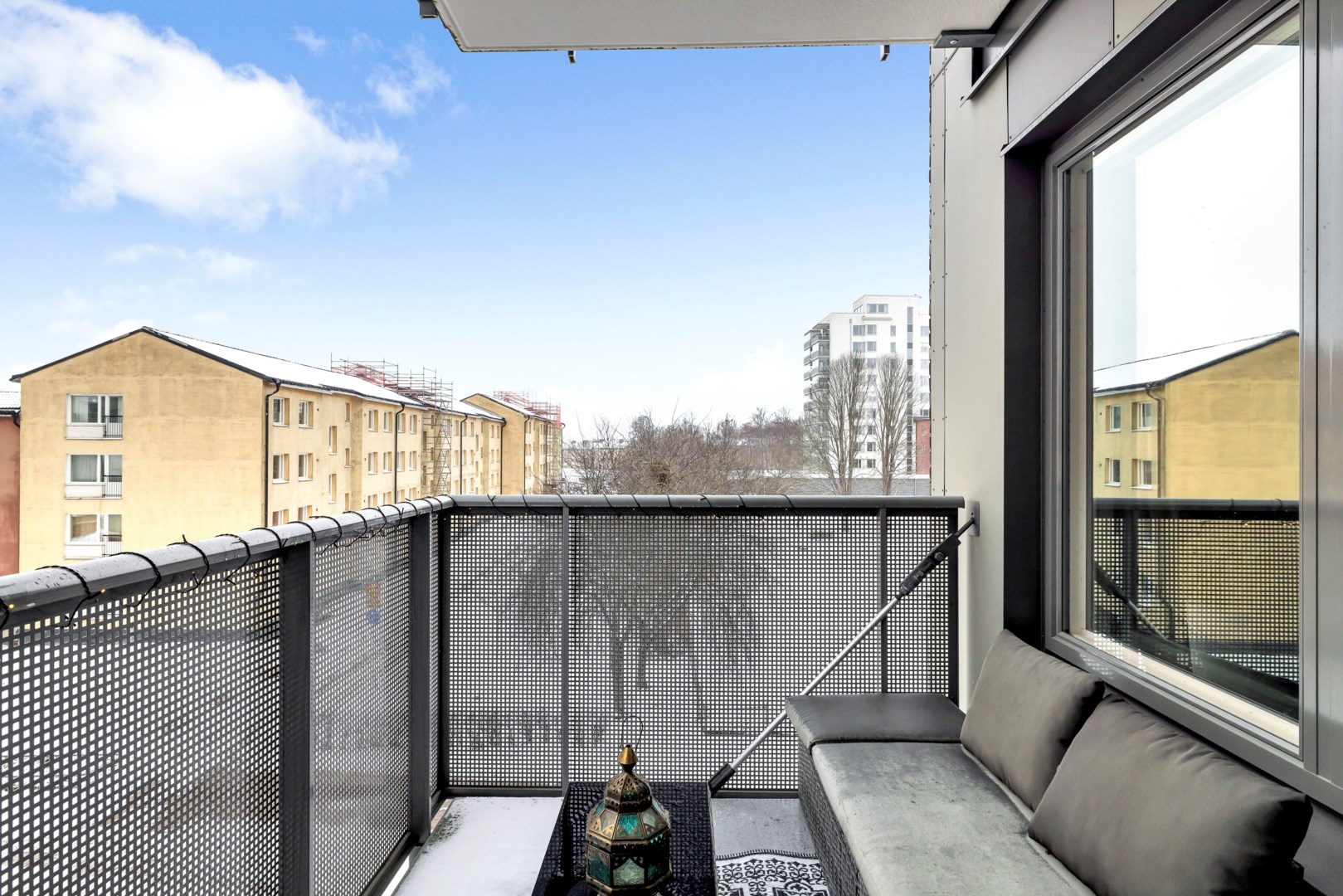 Bostadsbild från Svärdsliljegatan 2, Såld i Salabacke, Uppsala