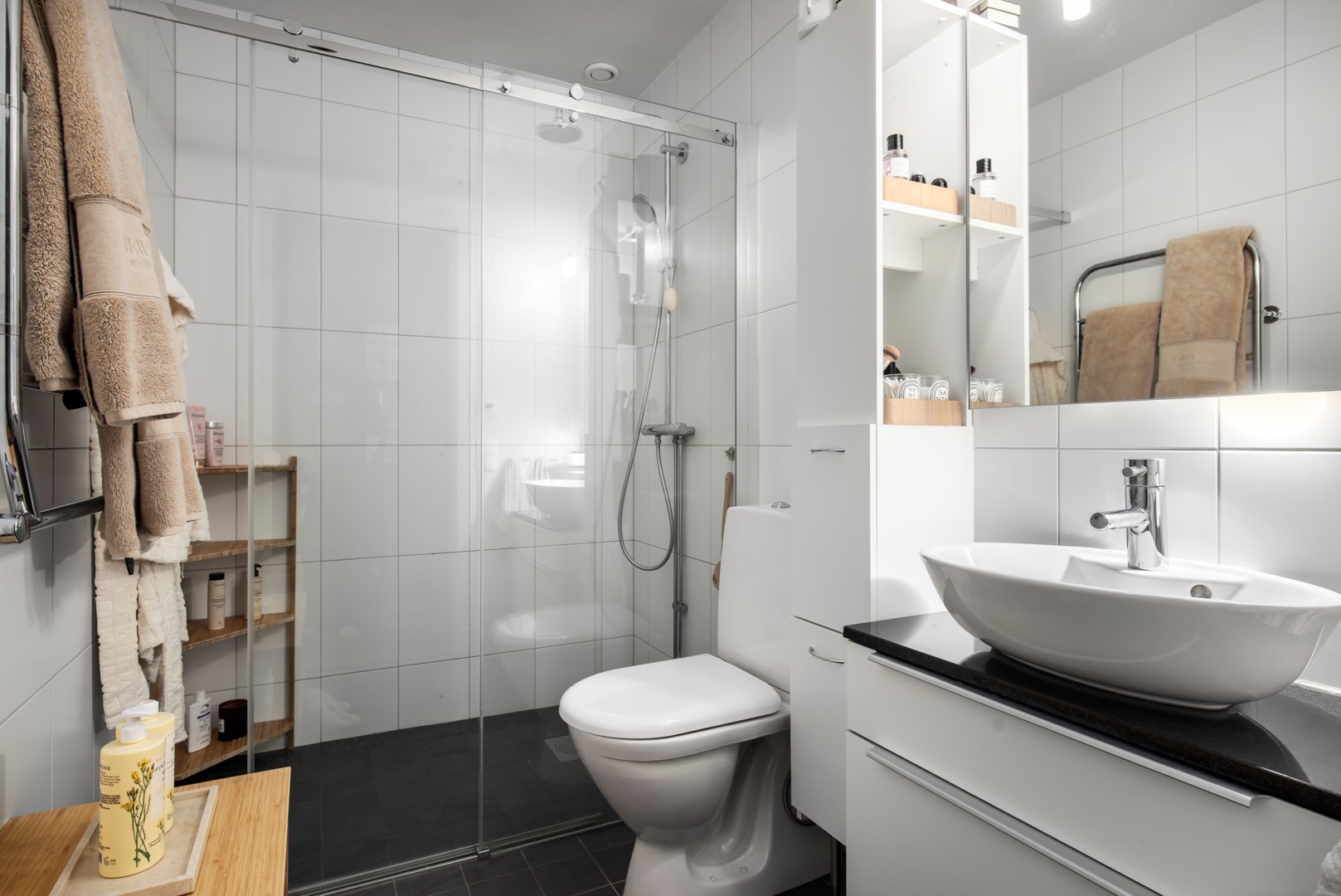 Bostadsbild från Mjölnarvägen 24, Såld i , Nacka