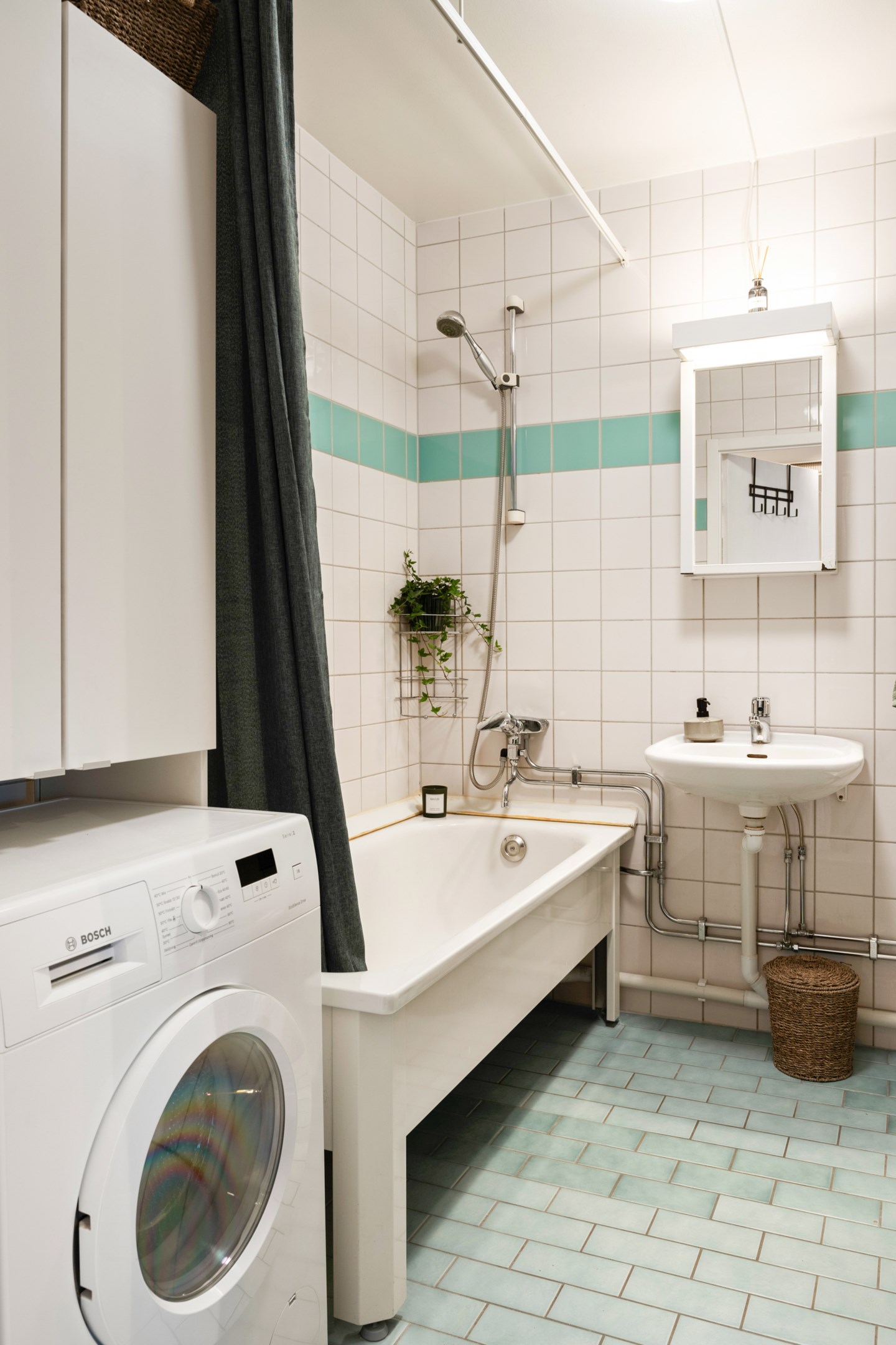 Bostadsbild från Ornövägen 12, Såld i Västra Orminge, Nacka