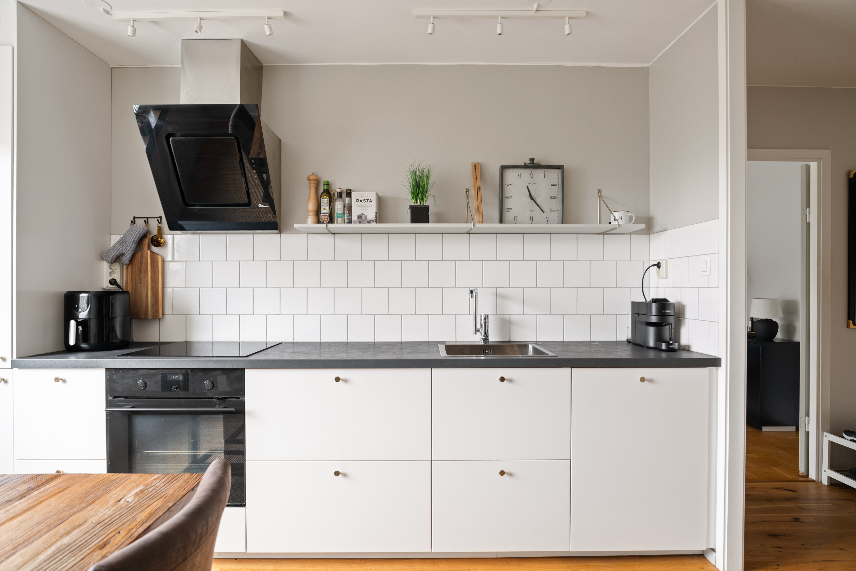 Bostadsbild från Höjdvägen 1B vån 3/3, Såld i Eknäs, Nacka