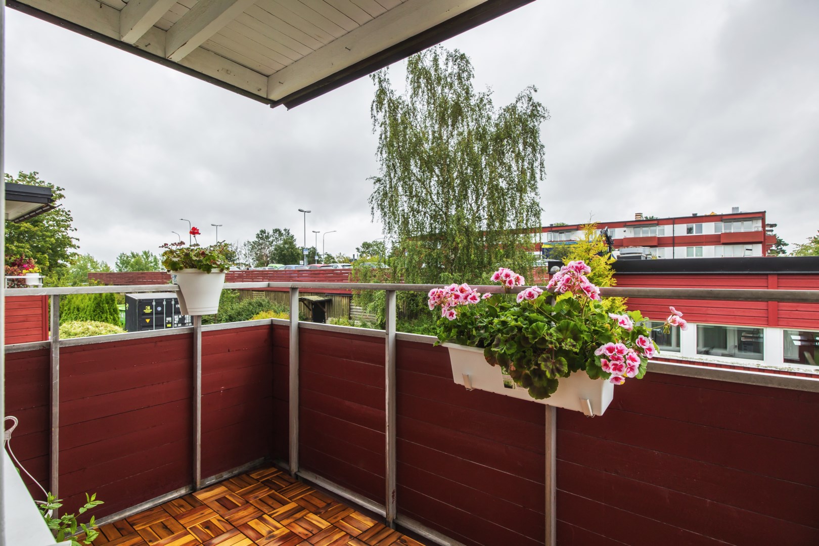 Bostadsbild från Ljuskärrsvägen 111, Såld i Ljuskärrsberget - Saltsjöbaden, Nacka