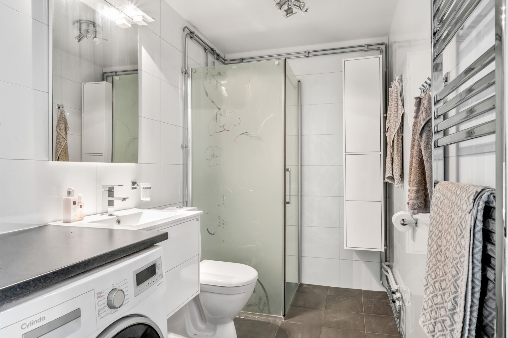 Bostadsbild från Svartbäcksgatan 43 F, Snart till salu i Centrum, Uppsala