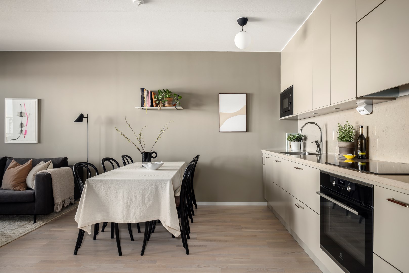 Bostadsbild från Tändkulevägen 27, 5tr, Till salu i Nacka, Stockholm