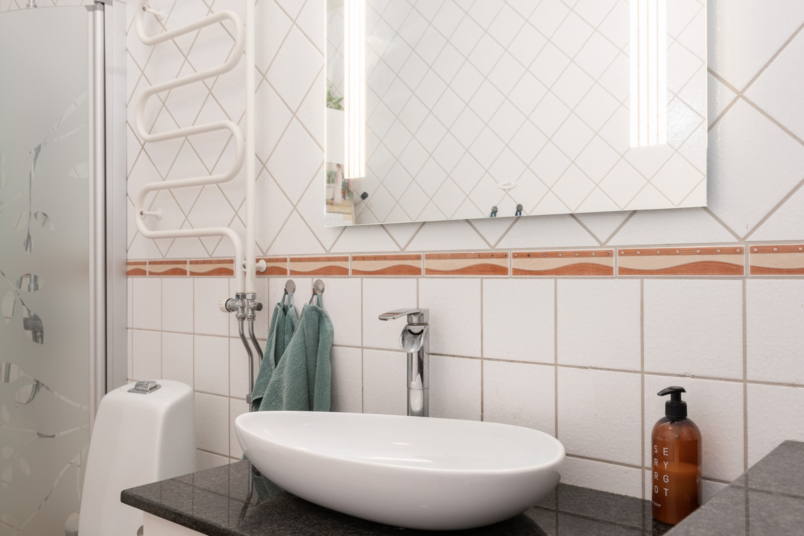 Bostadsbild från Folkparksgatan 4, Såld i Tegnérlunden, Västerås