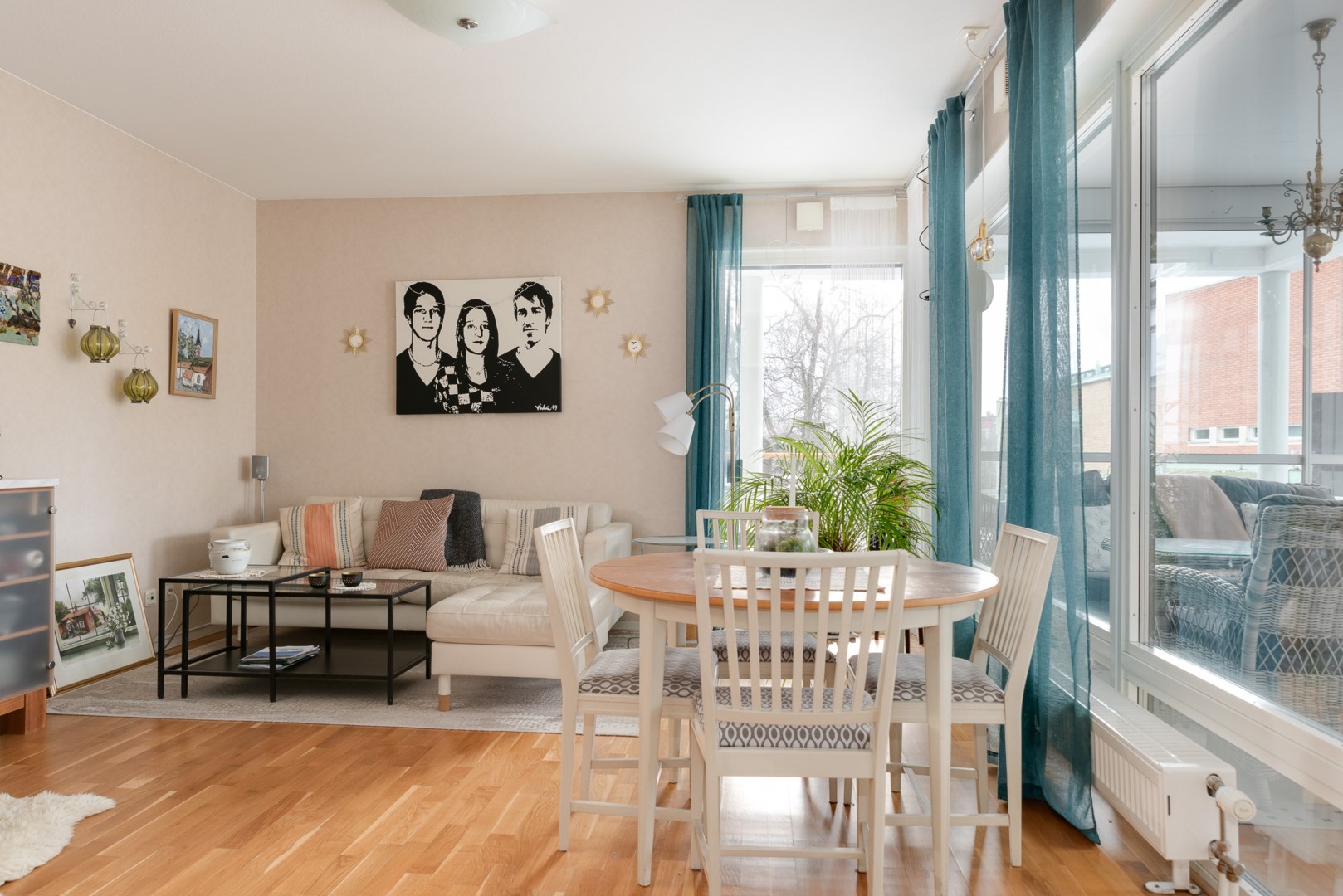 Bostadsbild från Folkparksgatan 4, Såld i Tegnérlunden, Västerås