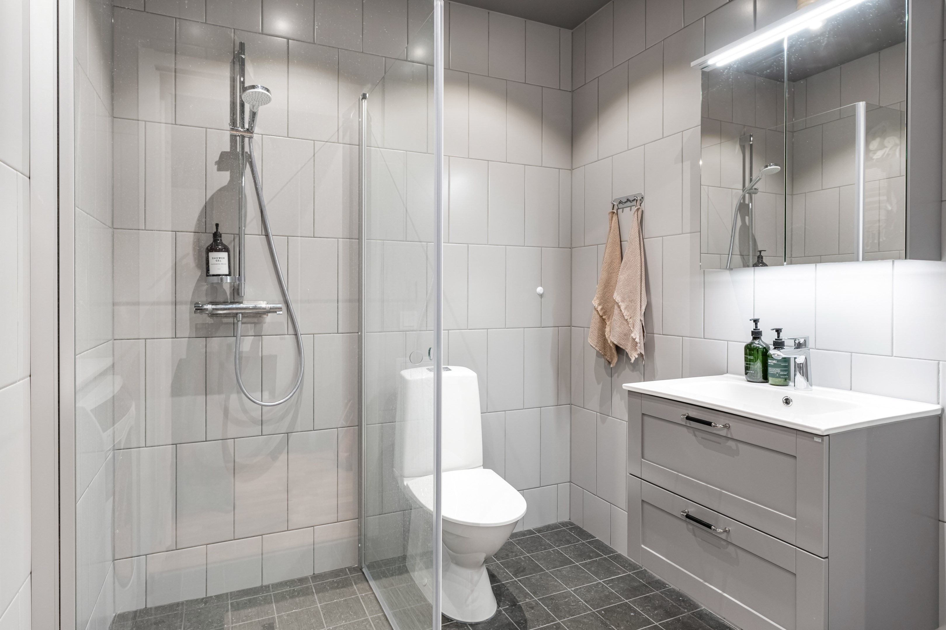 Bostadsbild från Solnavägen 13E, Såld i Solna - Karolinska, Solna