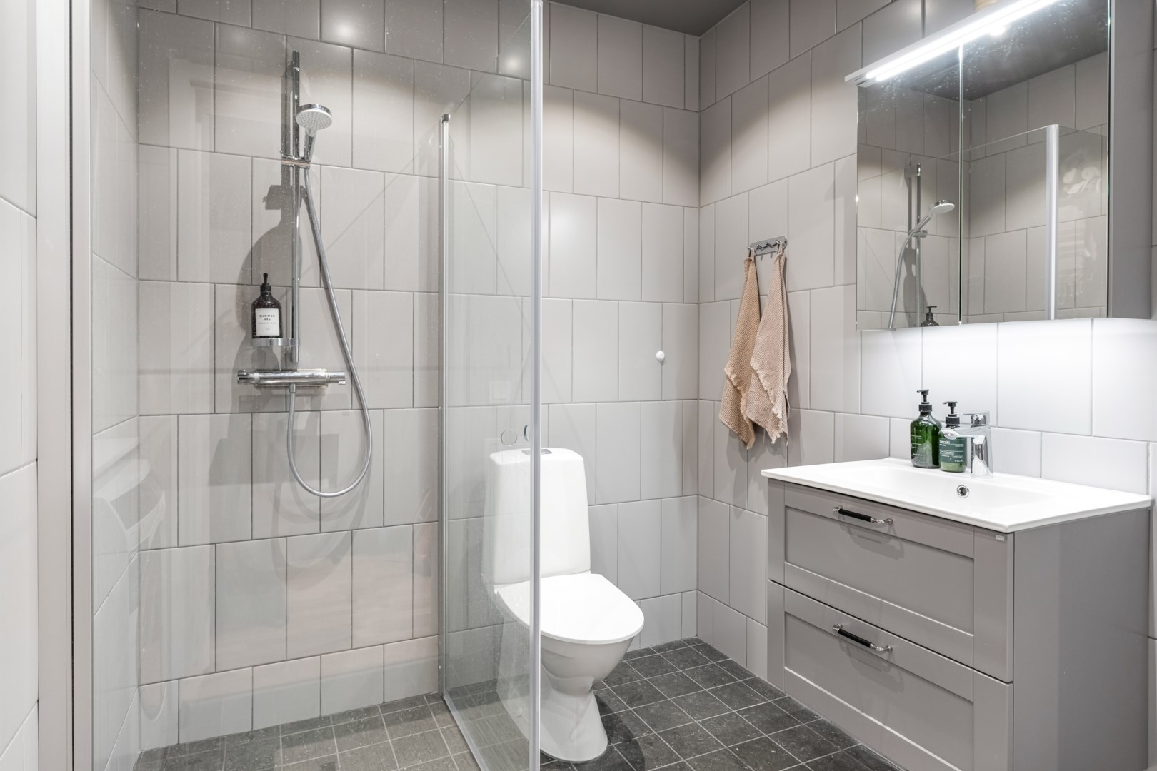 Bostadsbild från Solnavägen 13E, Såld i Solna - Karolinska, Solna