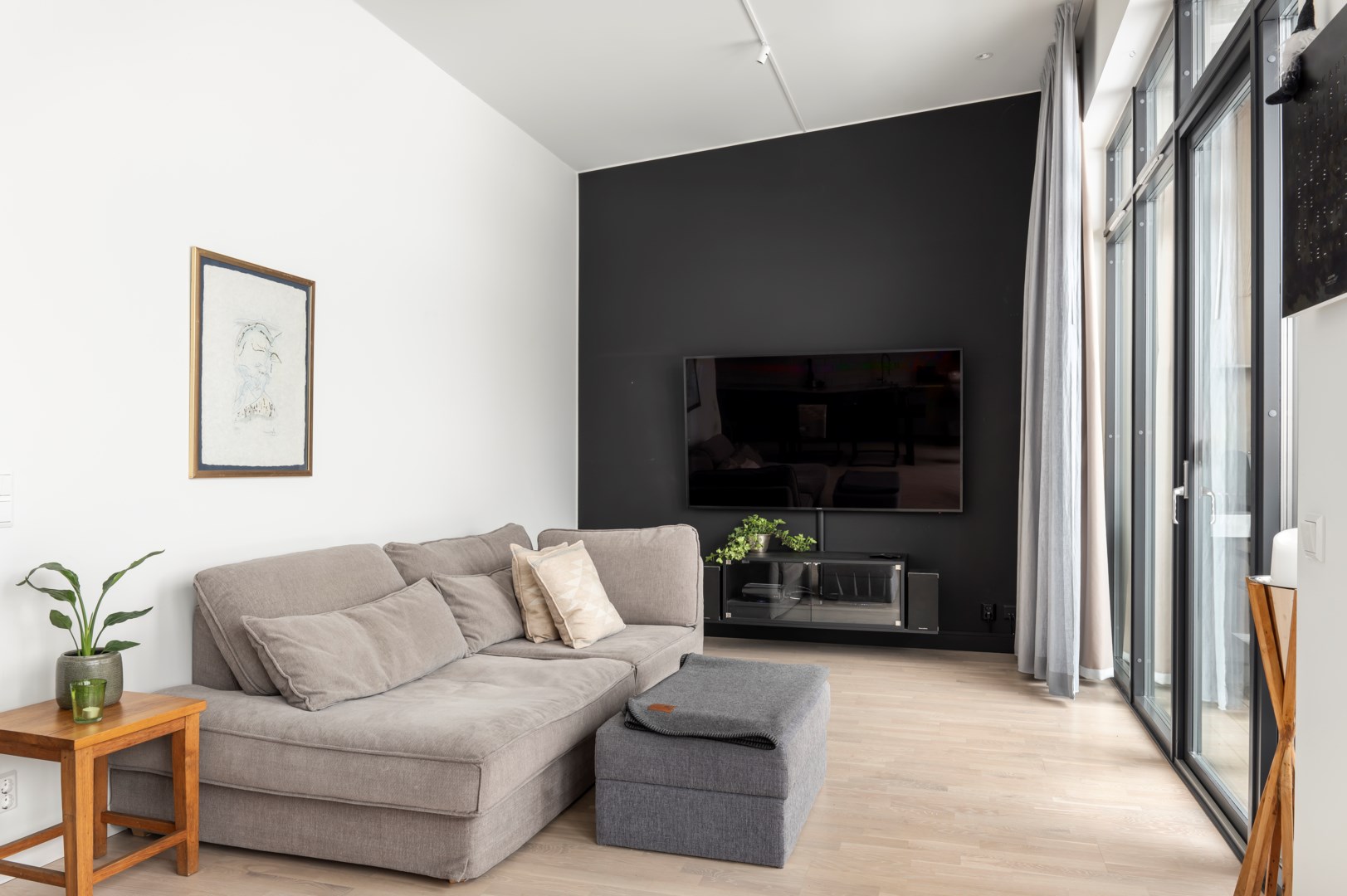 Bostadsbild från Hjortängsvägen 2, Såld i Björknäs, Nacka