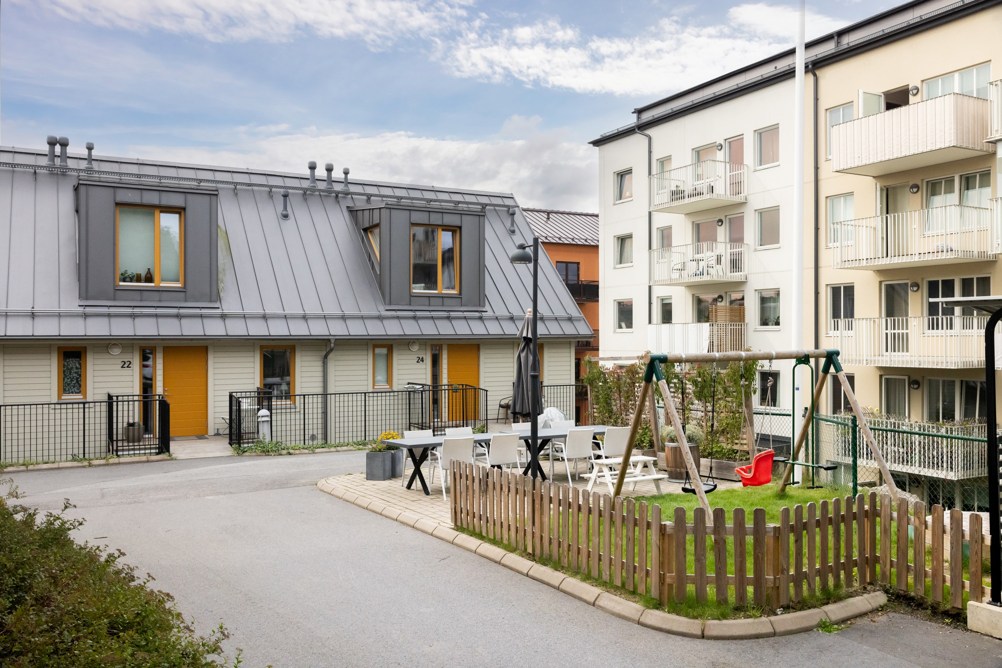 Föreningens innergård med gemensamma ytor