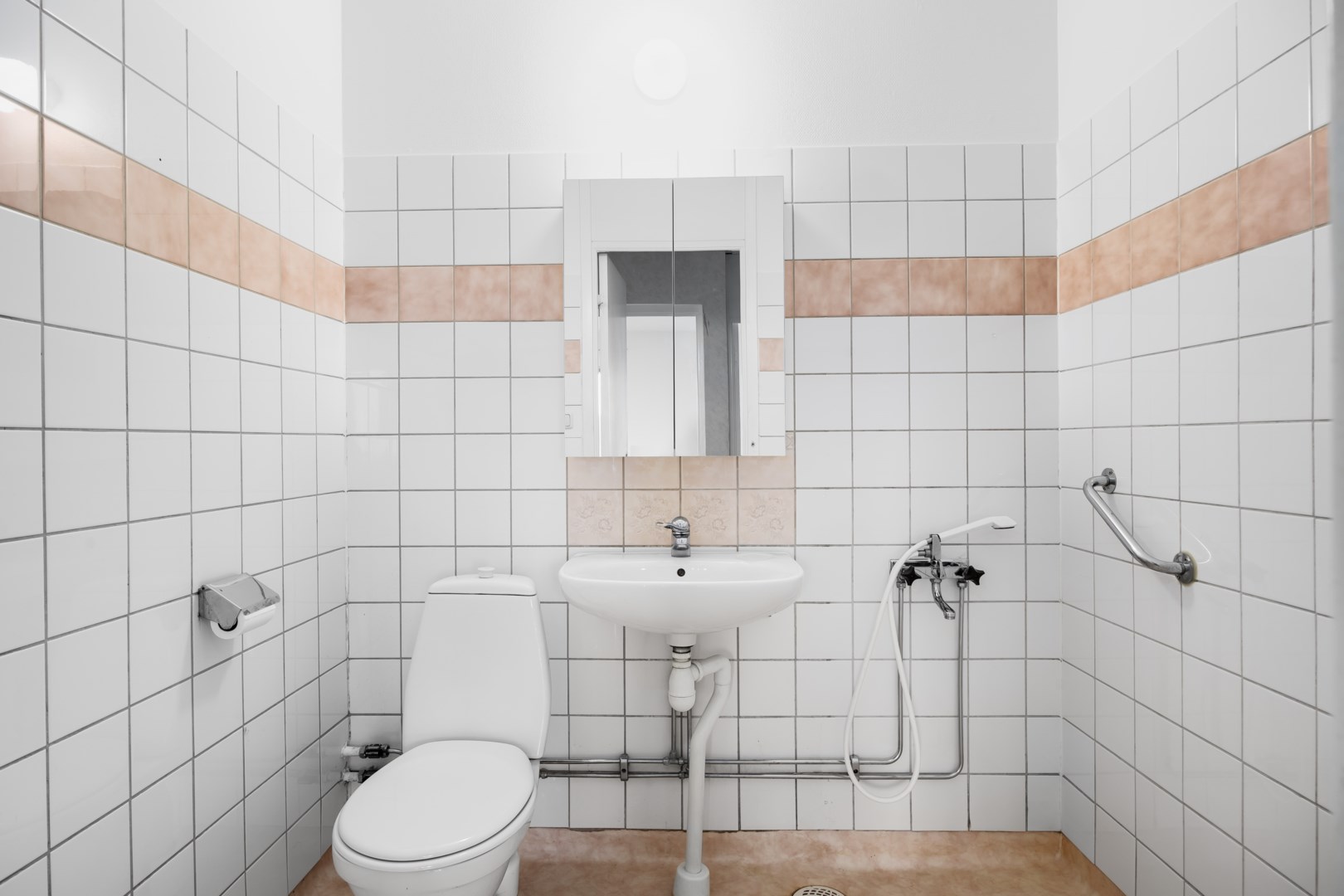 Bostadsbild från Edinsvägen 2, 5 tr, Såld i Ektorp, Nacka