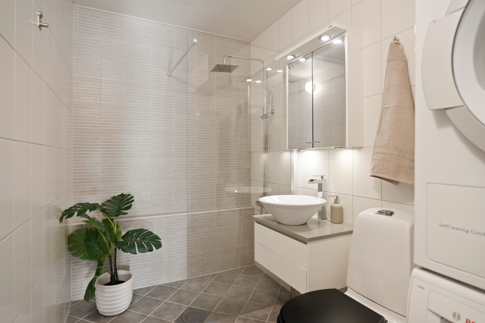 Bostadsbild från Kantatvägen 1, Såld i Forum Nacka, Nacka