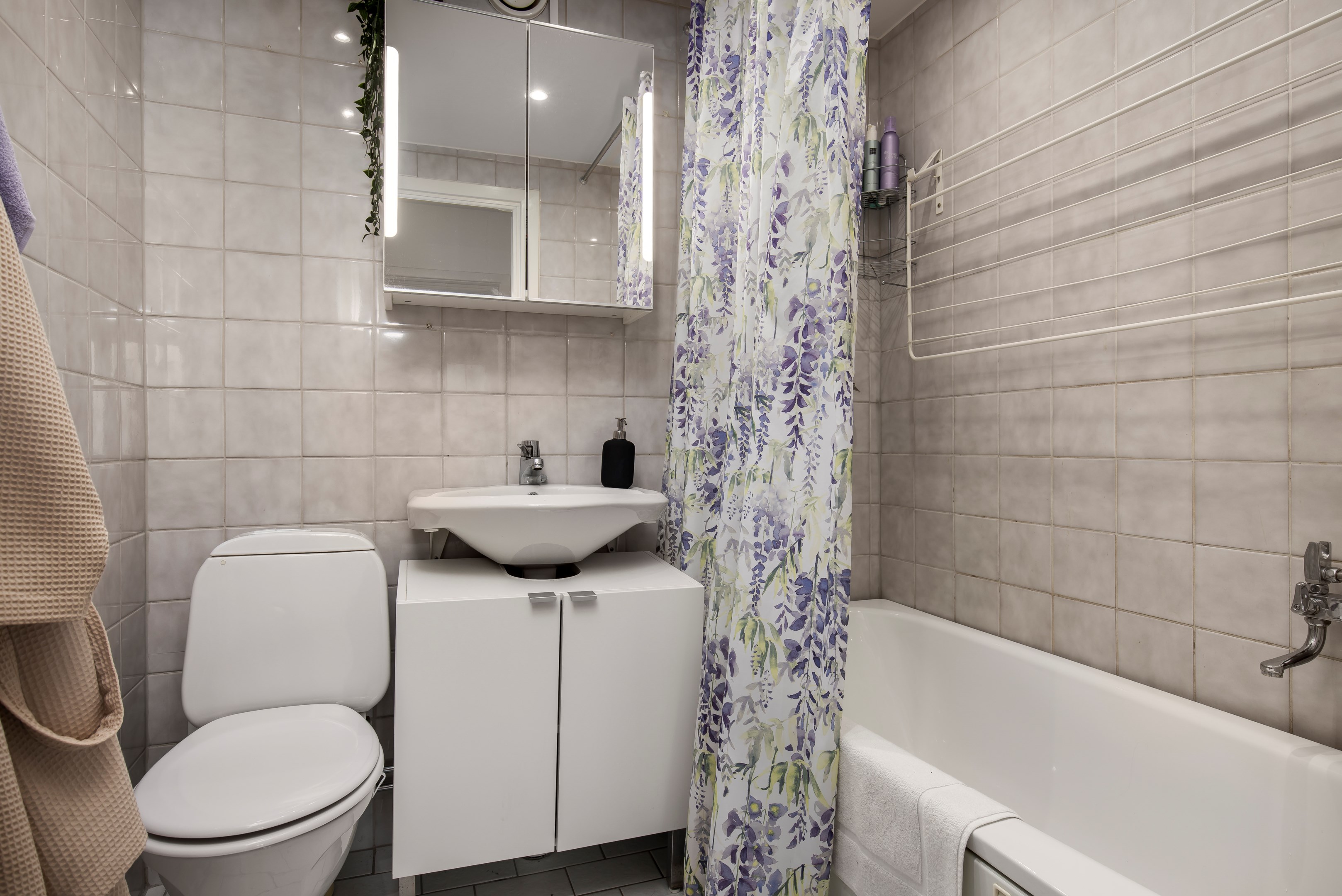 Bostadsbild från Alphyddevägen 23, 7tr, Kommande i Alphyddan, Nacka