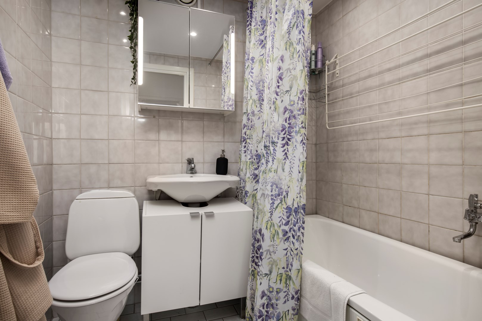 Bostadsbild från Alphyddevägen 23, 7tr, Kommande i Alphyddan, Nacka