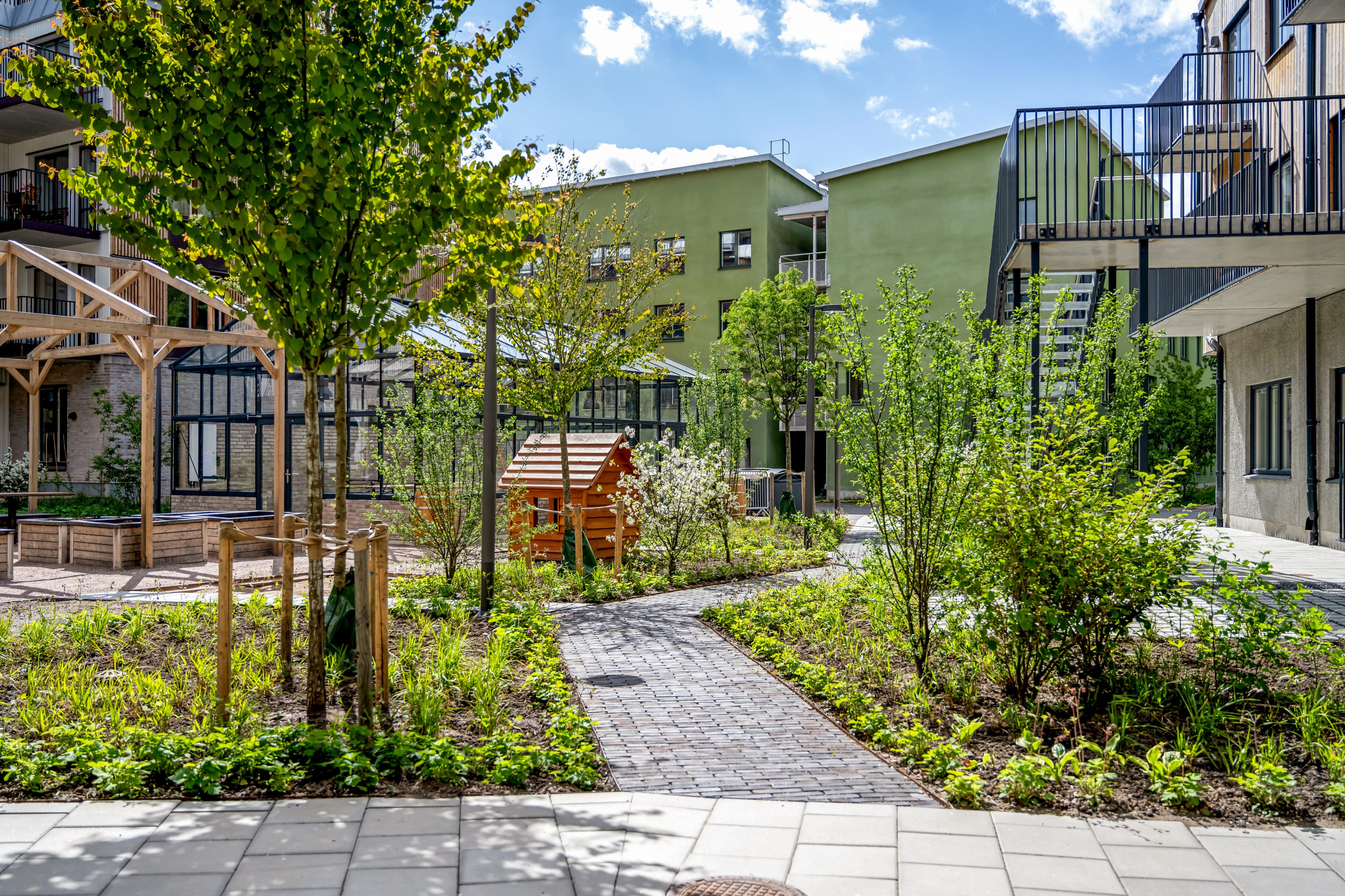 Bostadsbild från Lydia Wahlströms gata 24, Såld i Rosendal, Uppsala