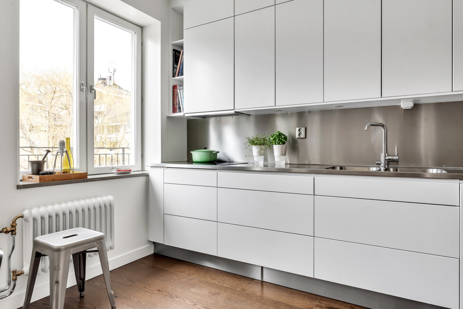 Bostadsbild från Eddagatan 12B, Såld i Centrum, Uppsala