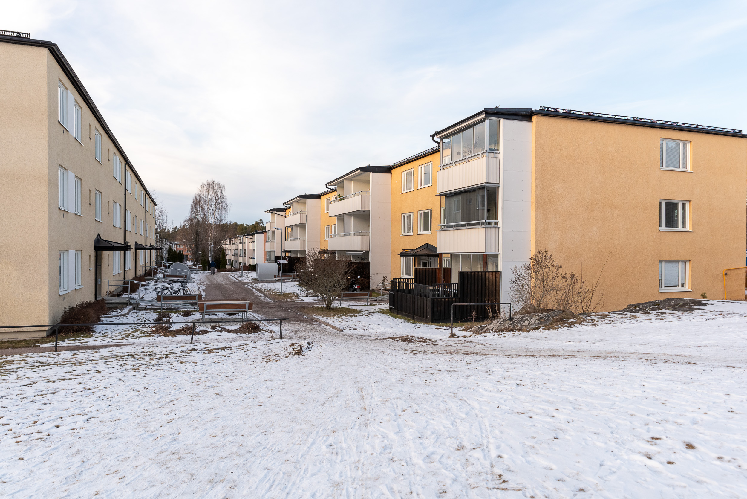 Bostadsbild från Kungsfågelgatan 77, Till salu i Råby, Västerås