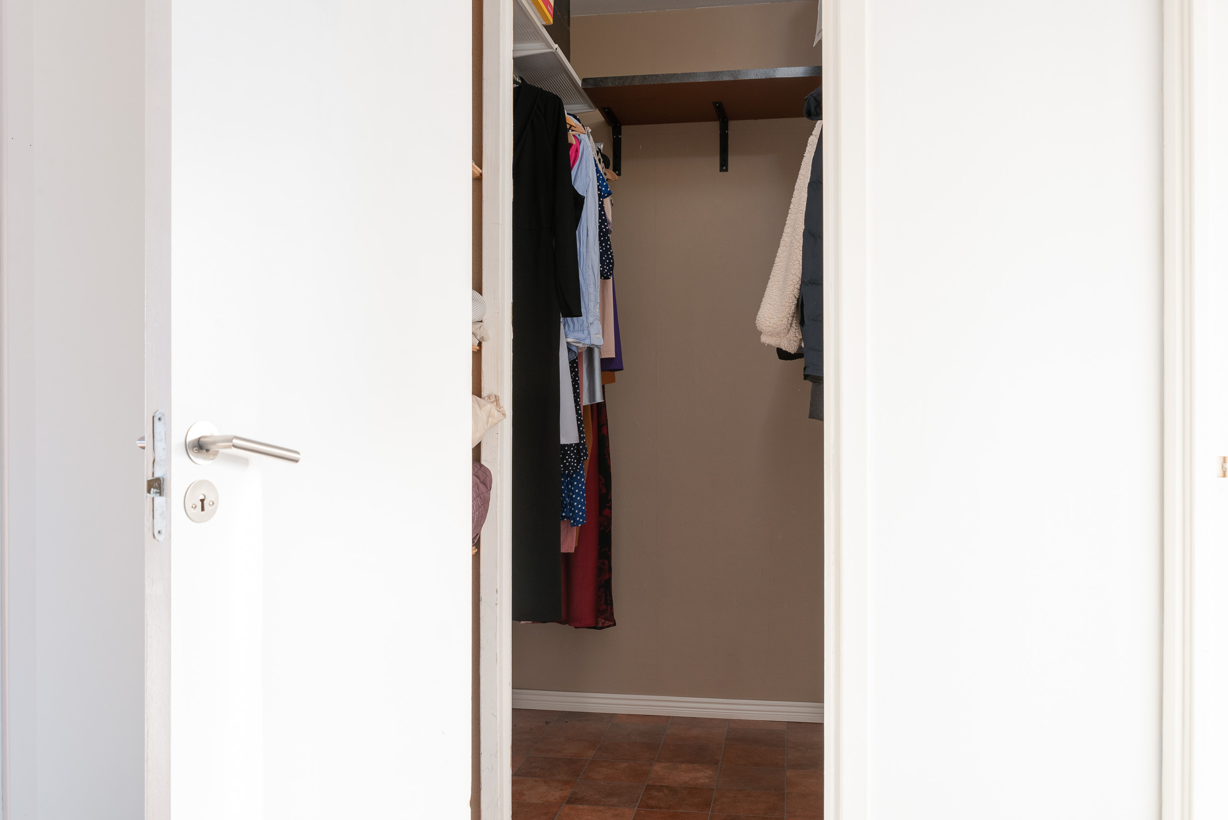 Bostadsbild från Kungsfågelgatan 77, Till salu i Råby, Västerås