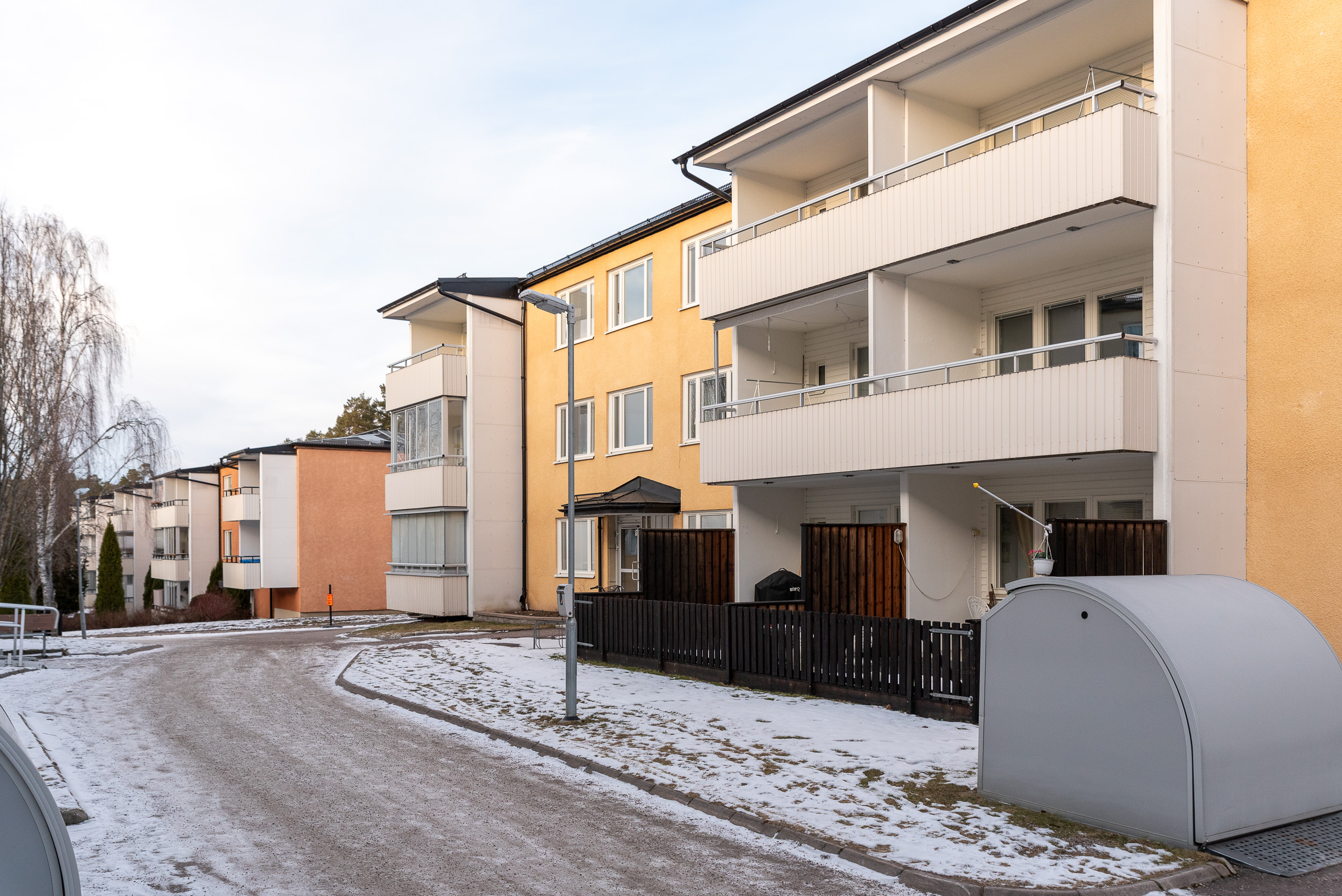 Bostadsbild från Kungsfågelgatan 77, Till salu i Råby, Västerås