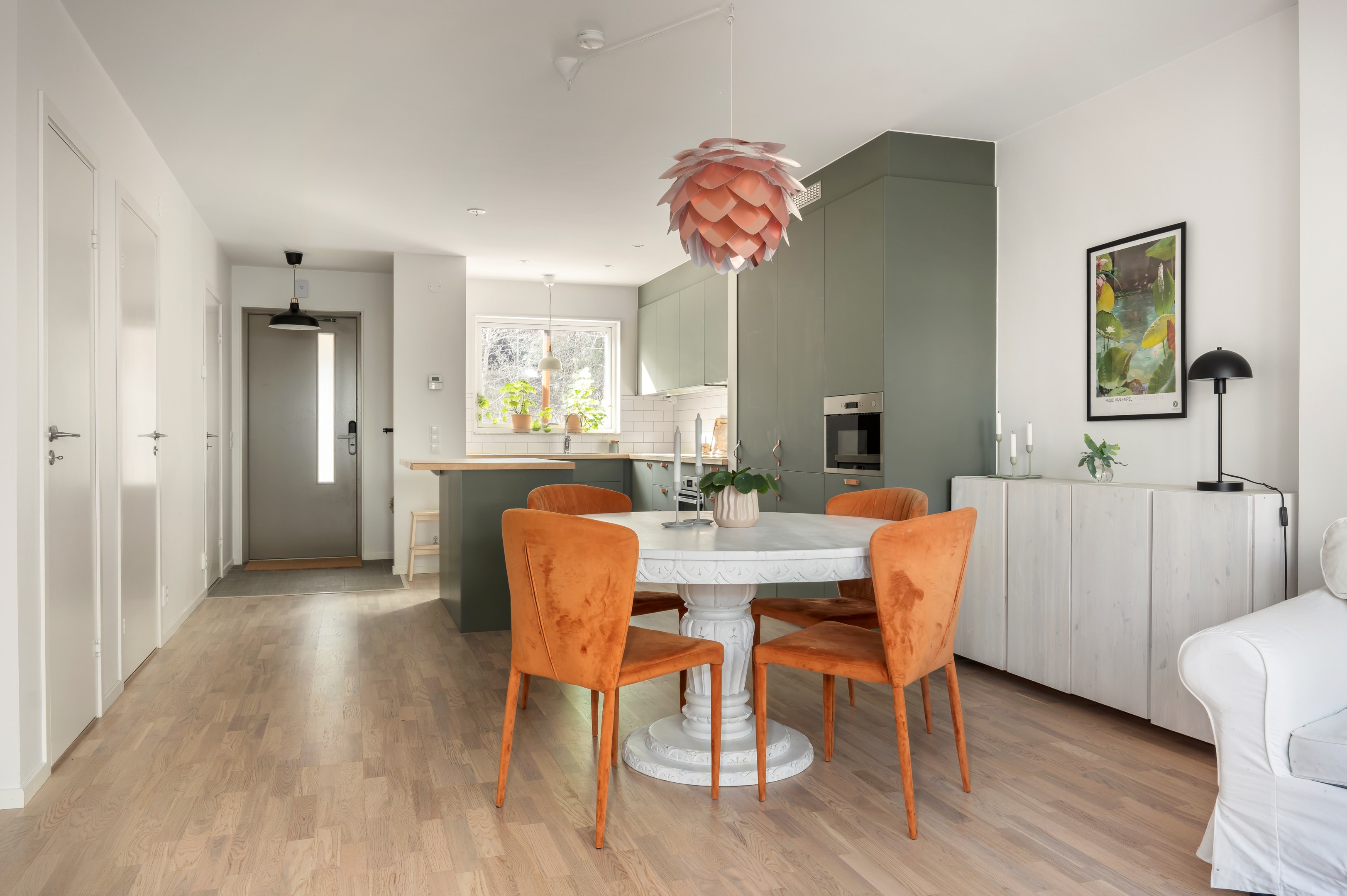 Bostadsbild från Båtvägen 35, Såld i Porslinskvarteren, Värmdö