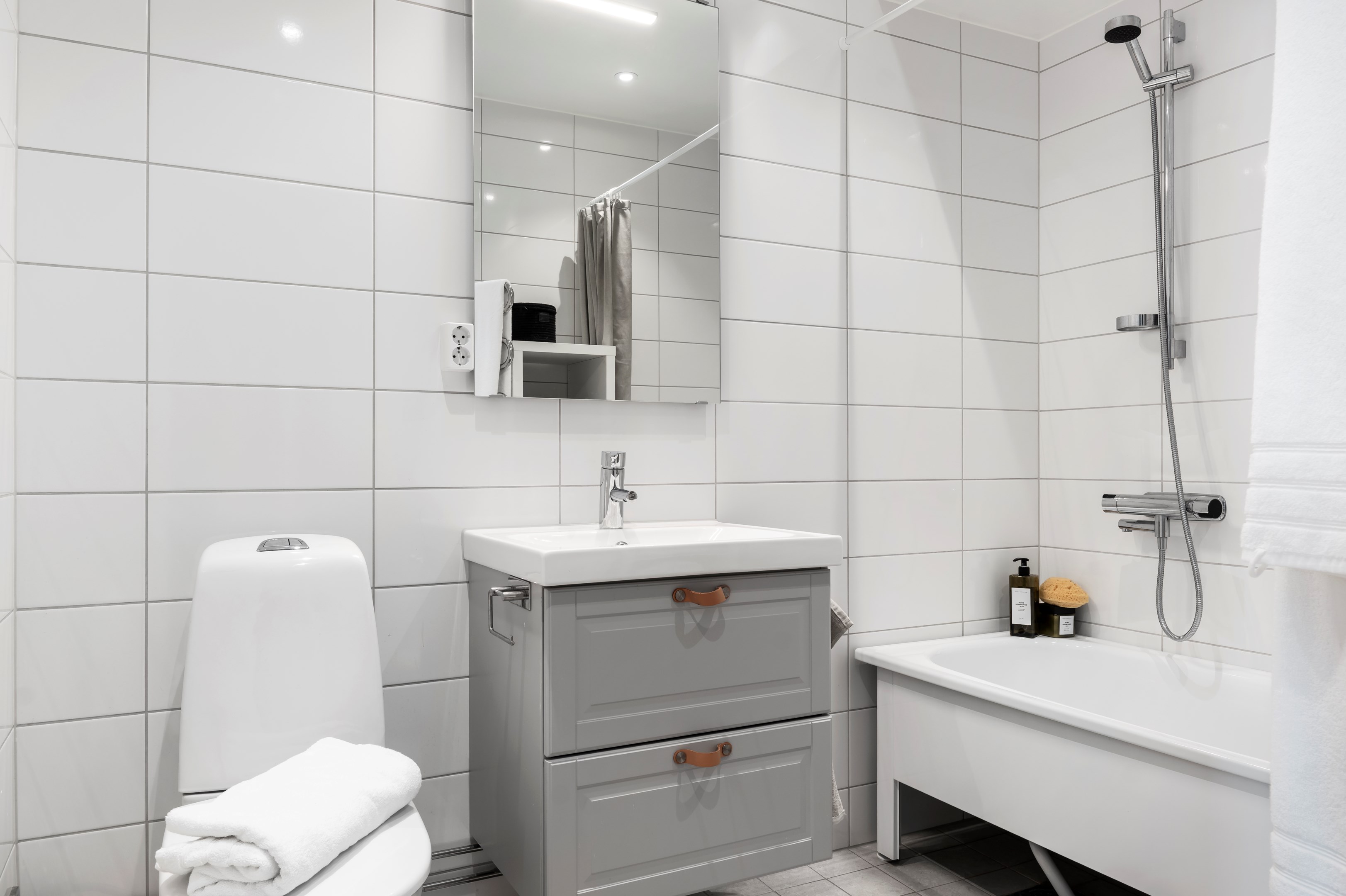 Bostadsbild från Båtvägen 35, Såld i Porslinskvarteren, Värmdö