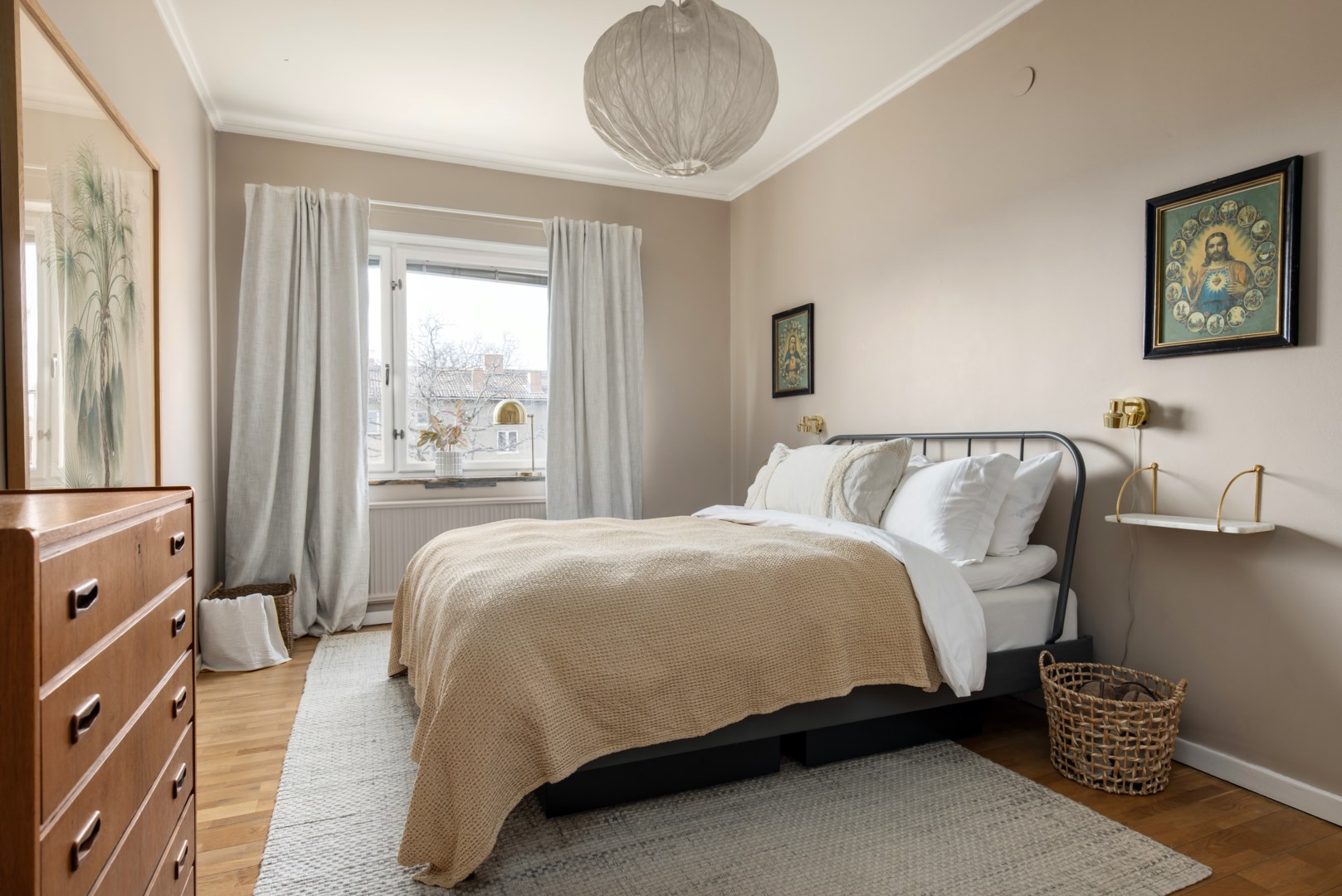 Bostadsbild från Ugglevägen 11, Såld i Ektorp, Nacka