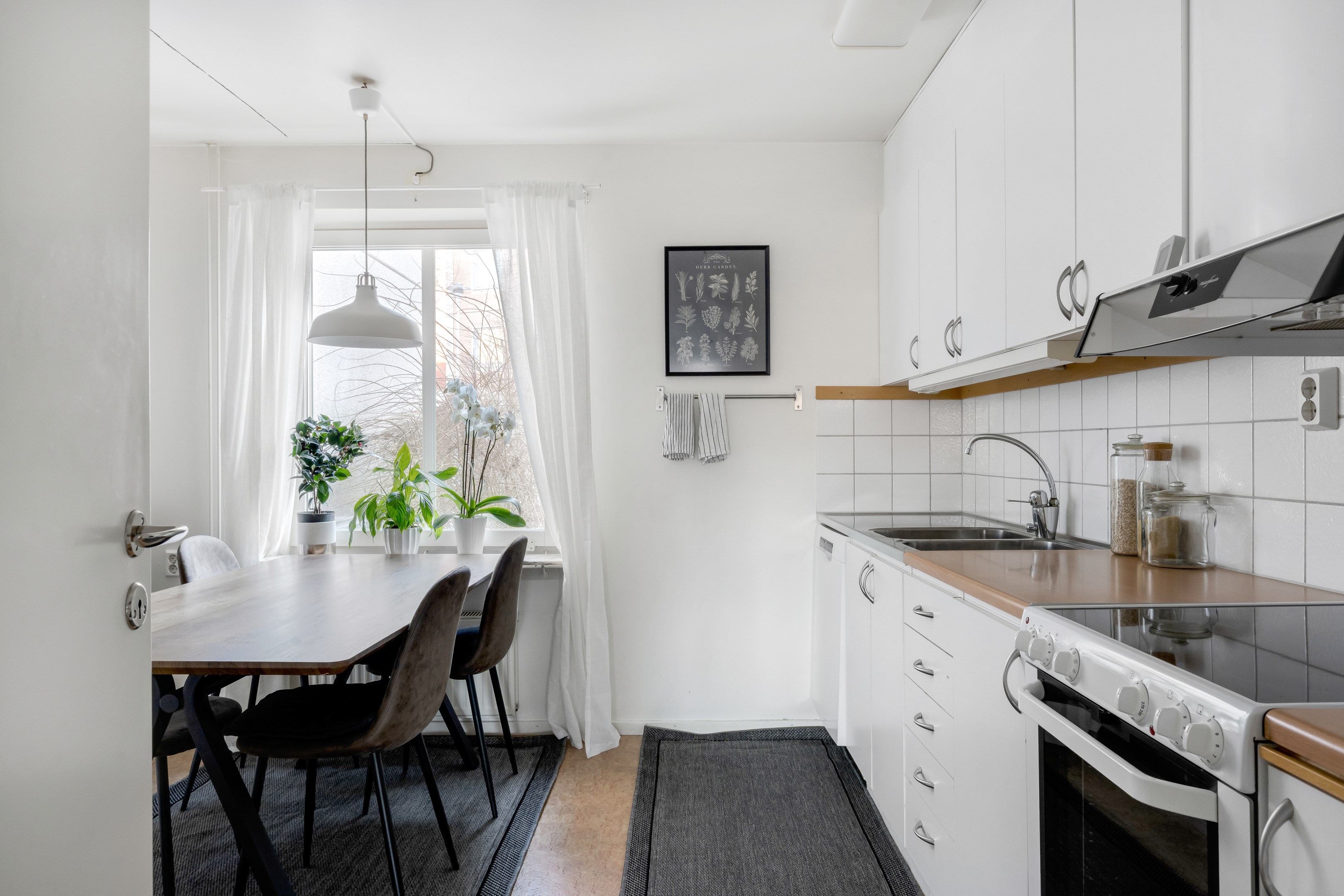 Bostadsbild från Eksätravägen 152, Såld i Vårdsätra, Uppsala