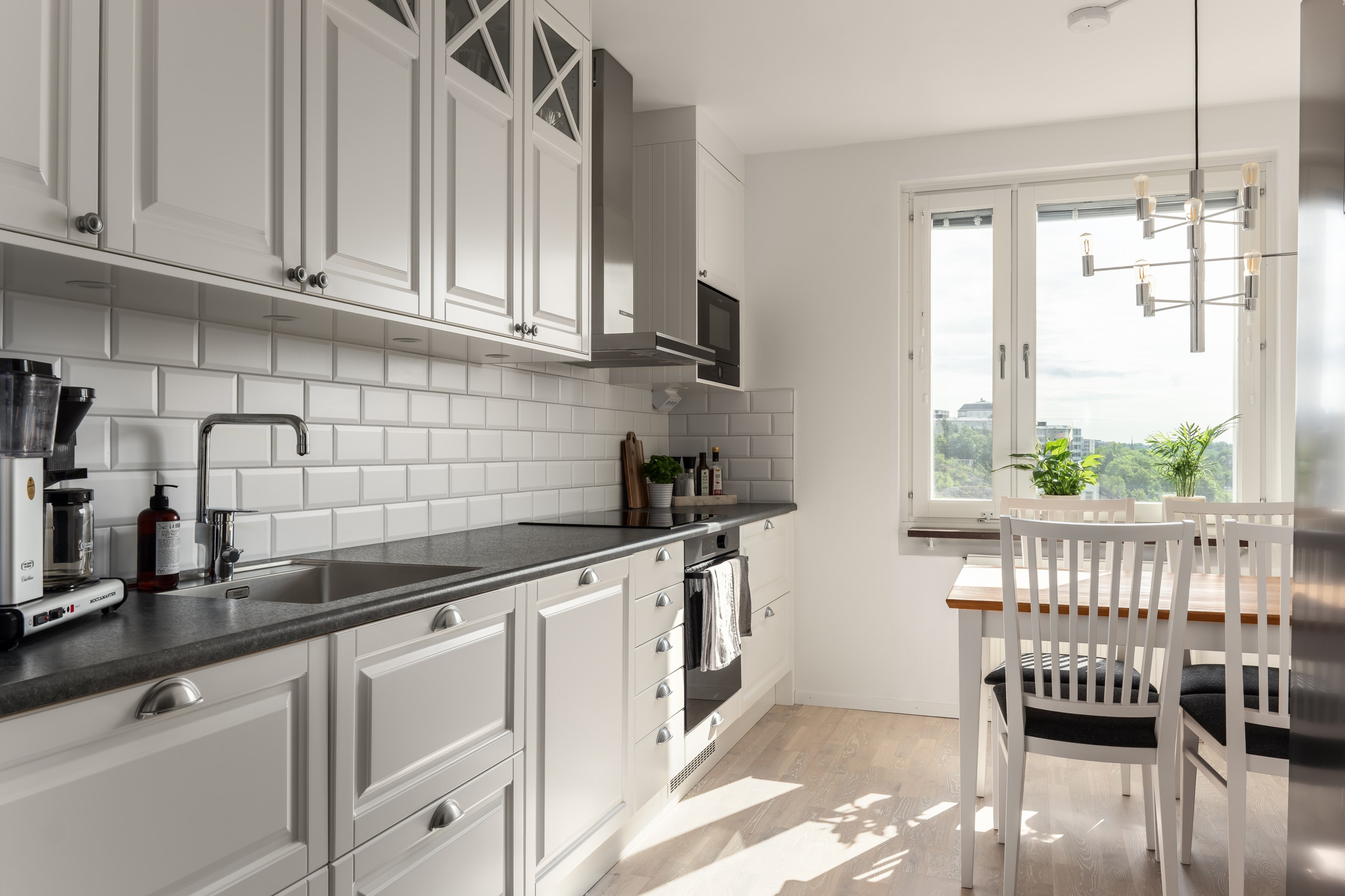 Bostadsbild från Alphyddevägen 15, Till salu i Alphyddan, Nacka