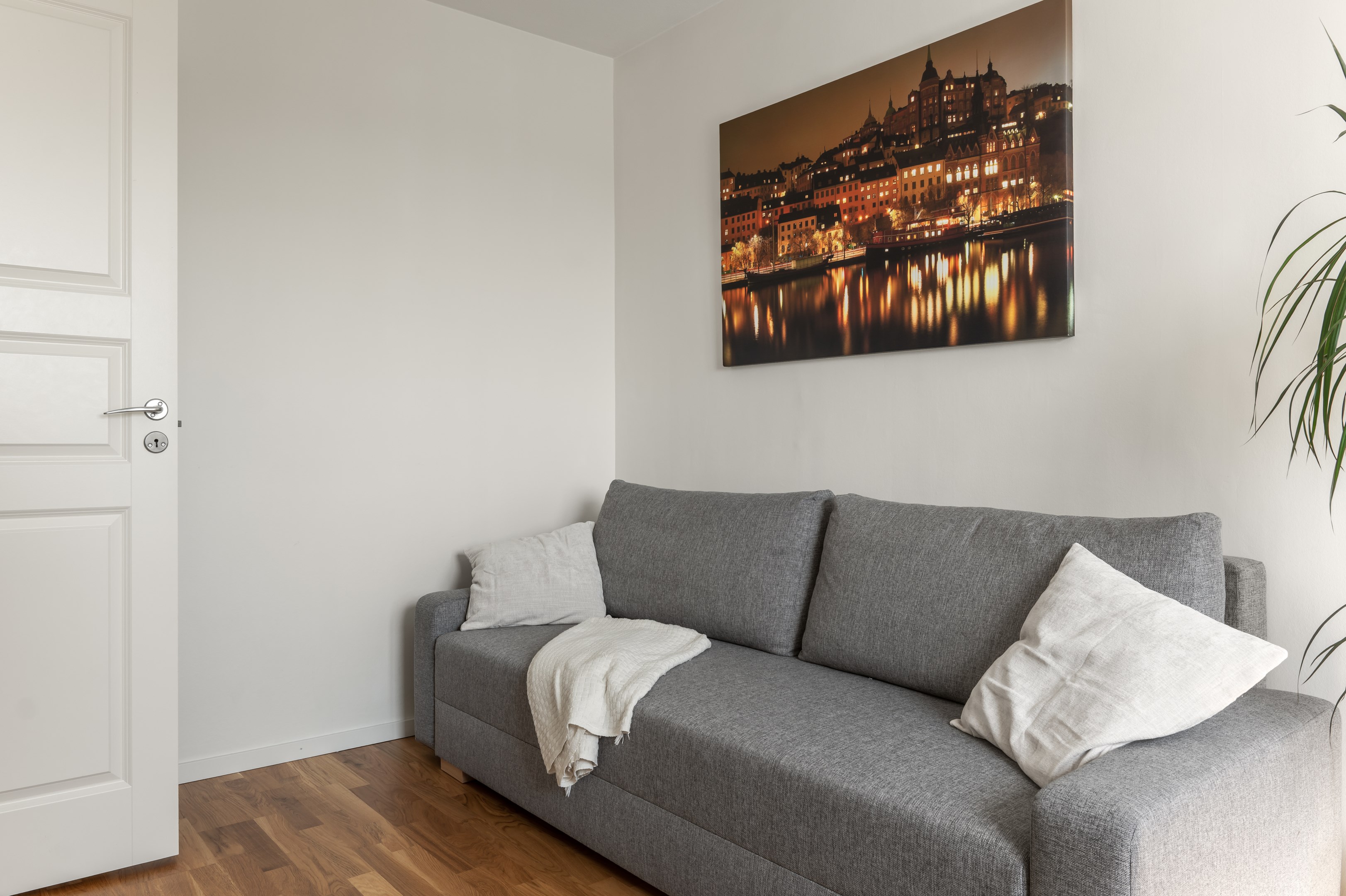 Bostadsbild från Alphyddevägen 15, Till salu i Alphyddan, Nacka