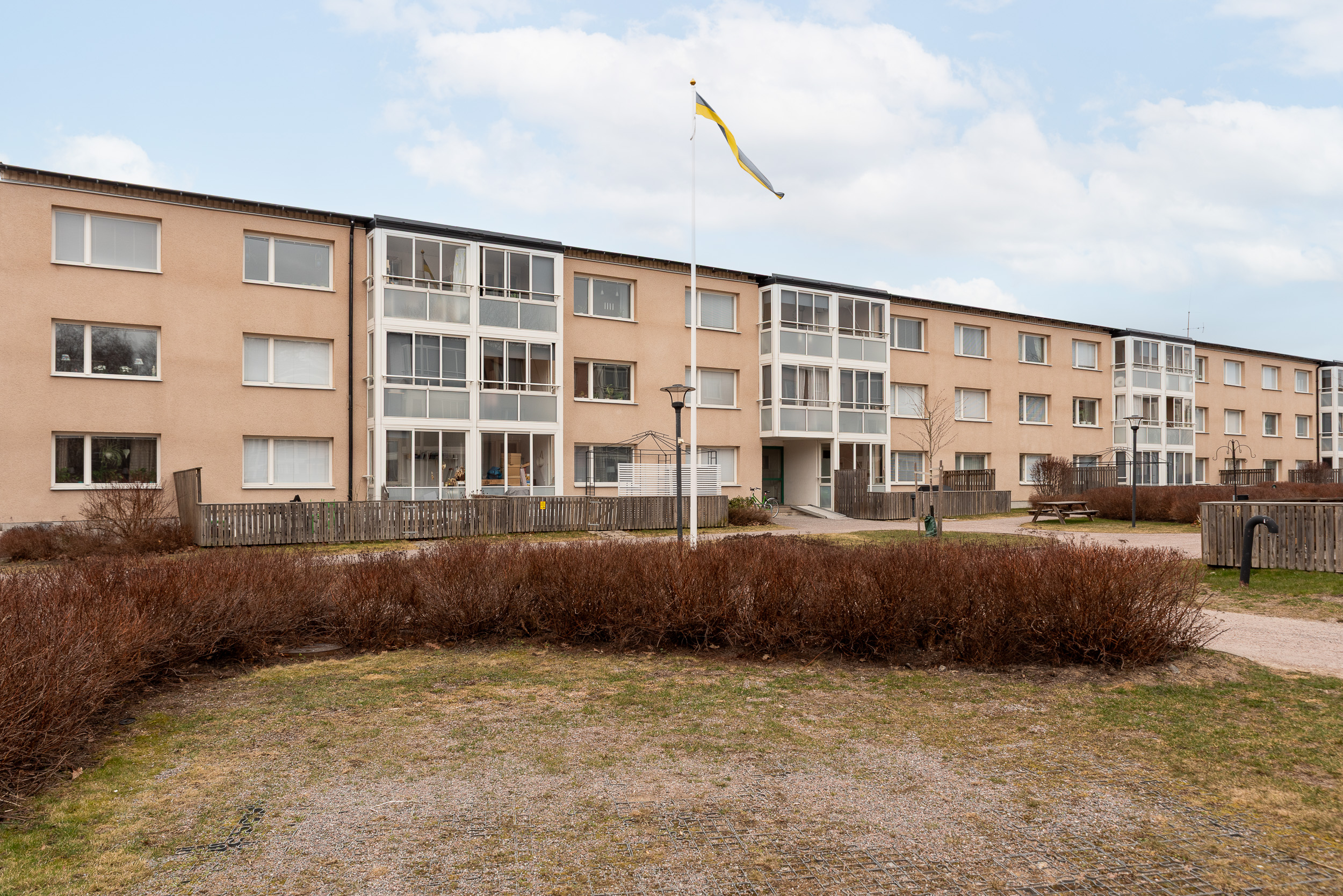 Bostadsbild från Benvägen 18, Såld i Bjurhovda, Västerås