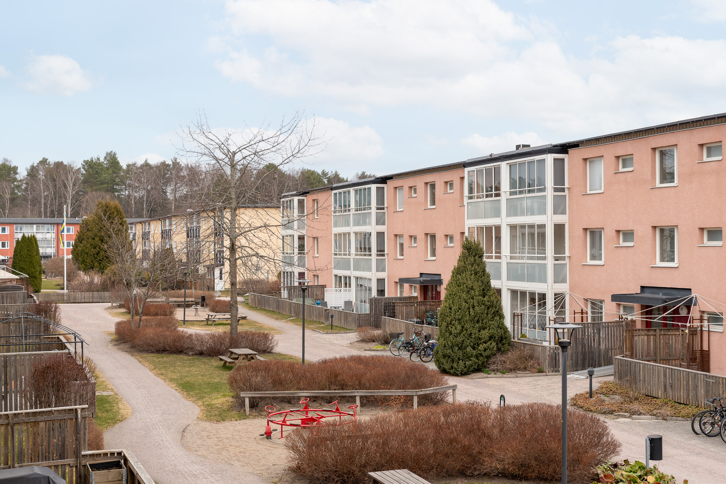 Bostadsbild från Benvägen 18, Såld i Bjurhovda, Västerås