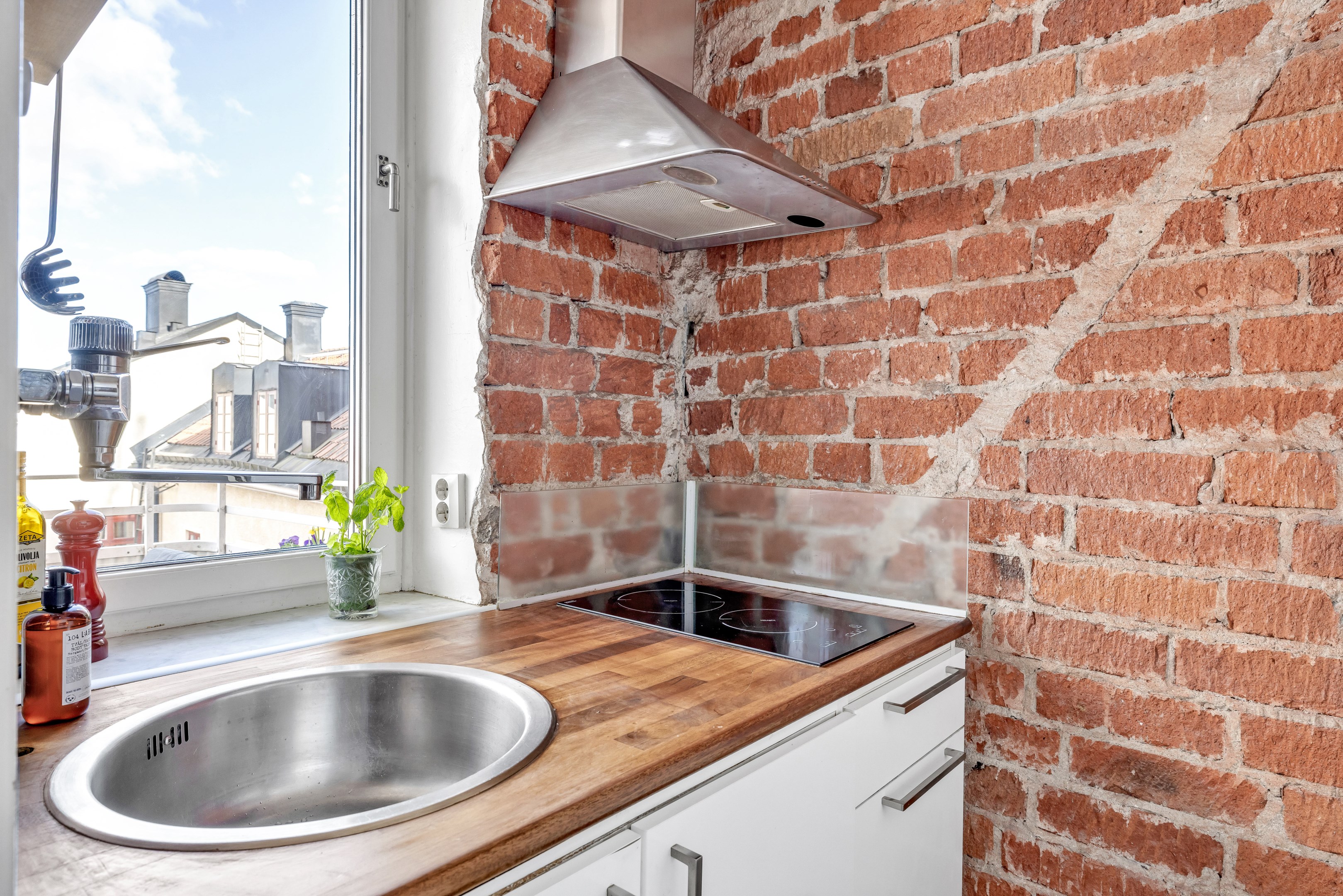 Bostadsbild från Kyrkogårdsgatan 23, Till salu i Öfre Slotts, Uppsala