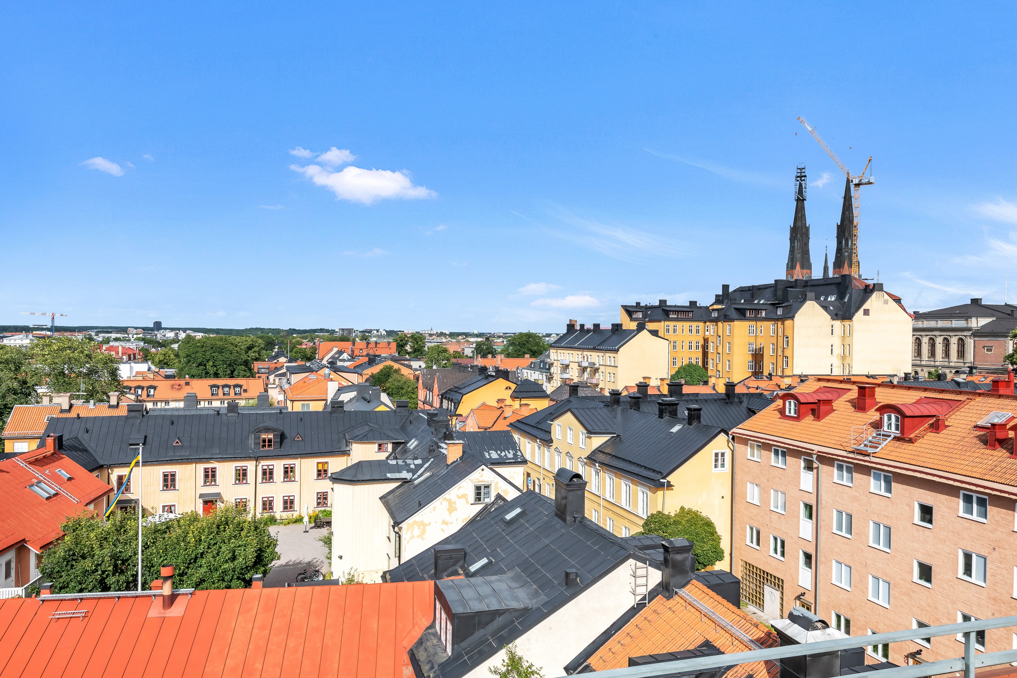 Bostadsbild från Kyrkogårdsgatan 23, Till salu i Öfre Slotts, Uppsala