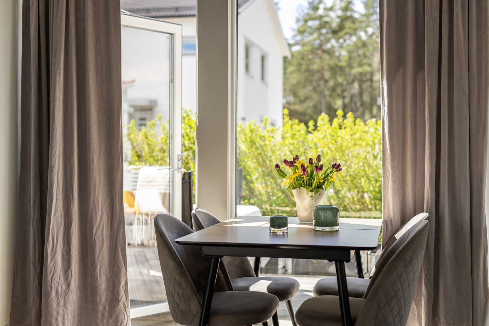 Bostadsbild från Norrkärrsvägen 8, Till salu i Gustavsvik, Nacka