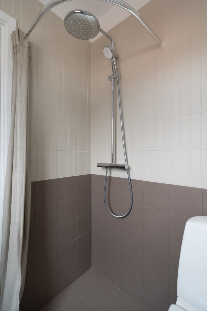 Bostadsbild från Idunslingan 12, Till salu i Skälby, Järfälla