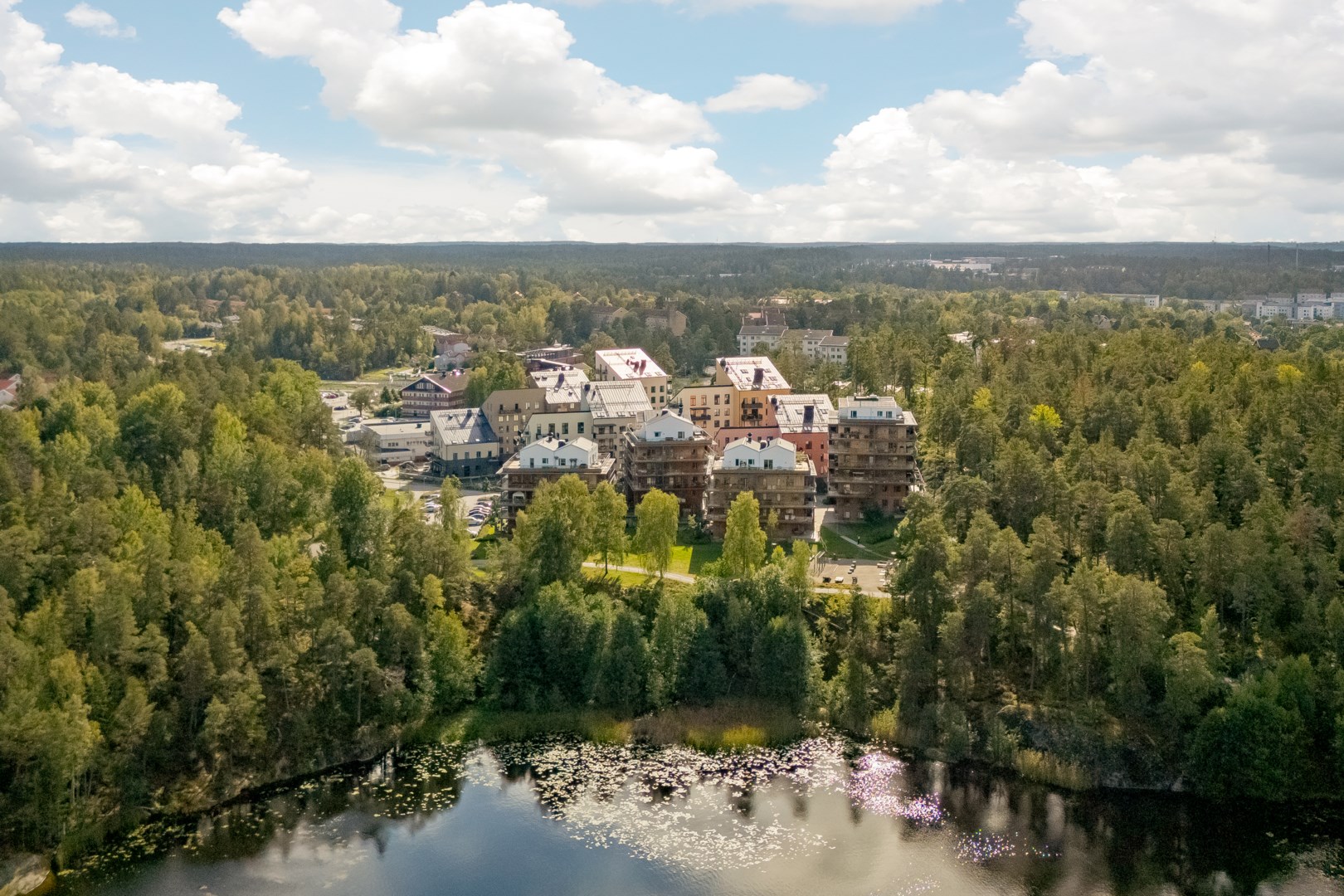 Bostadsbild från Grenvägen 2, Kommande i Ösby Sjöpark, Värmdö