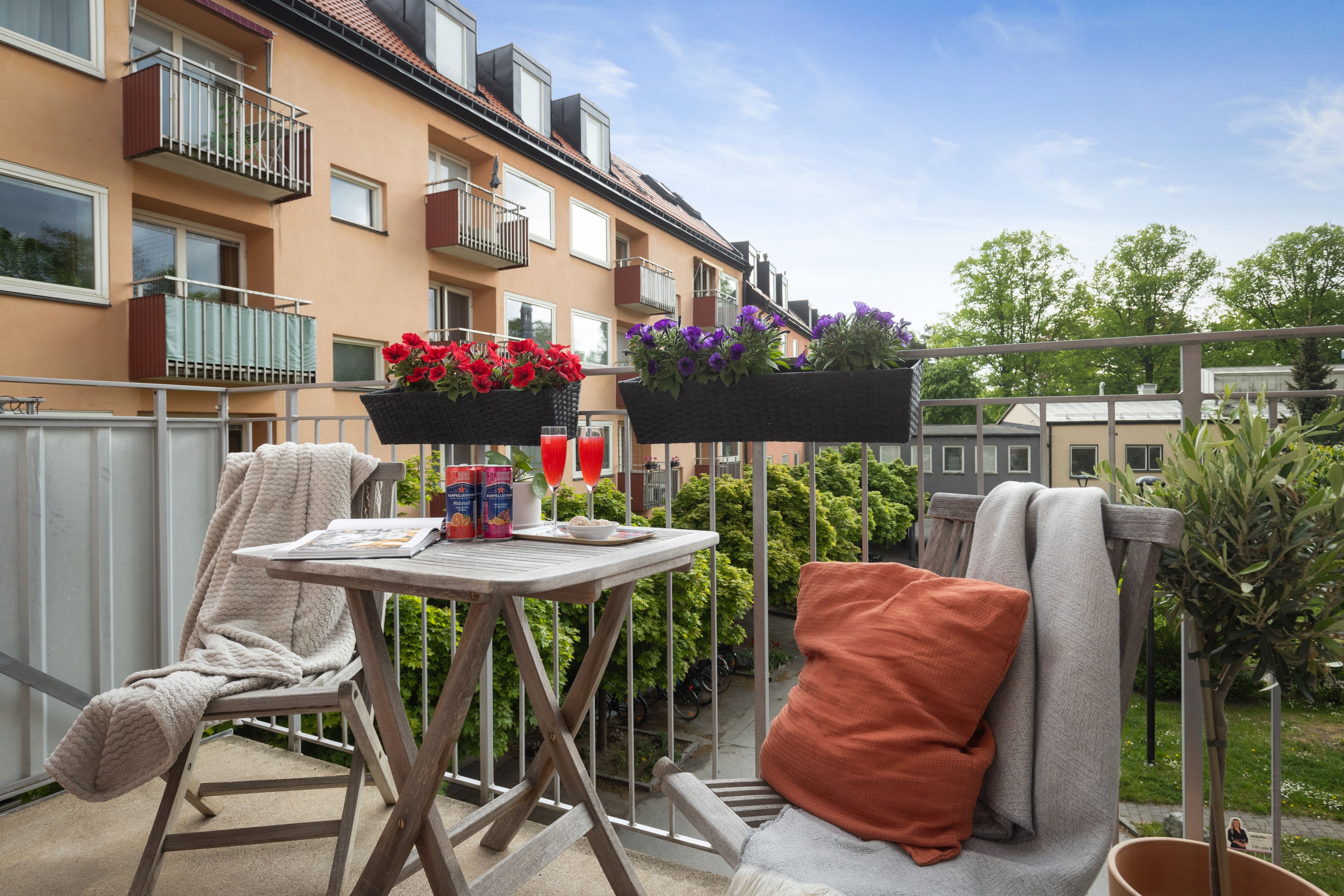 Bostadsbild från Fredrik Jahns Gränd 12, Såld i Finntorp, Nacka