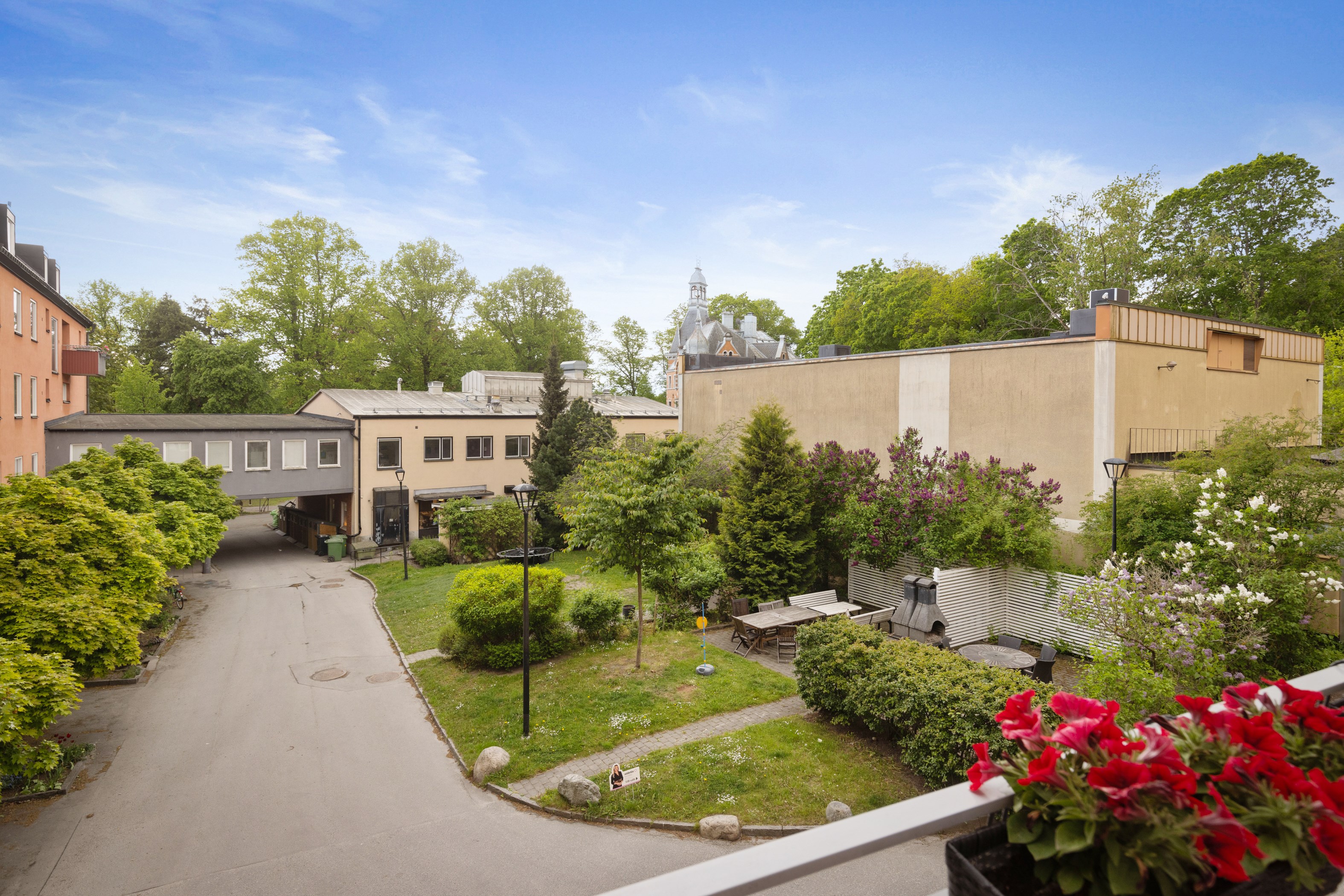 Bostadsbild från Fredrik Jahns Gränd 12, Såld i Finntorp, Nacka