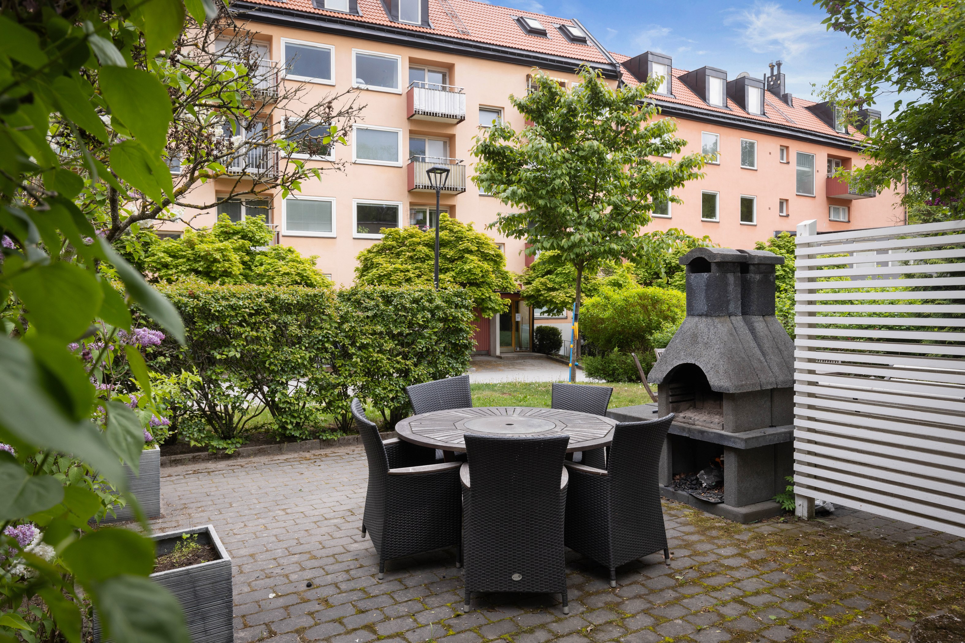 Bostadsbild från Fredrik Jahns Gränd 12, Såld i Finntorp, Nacka