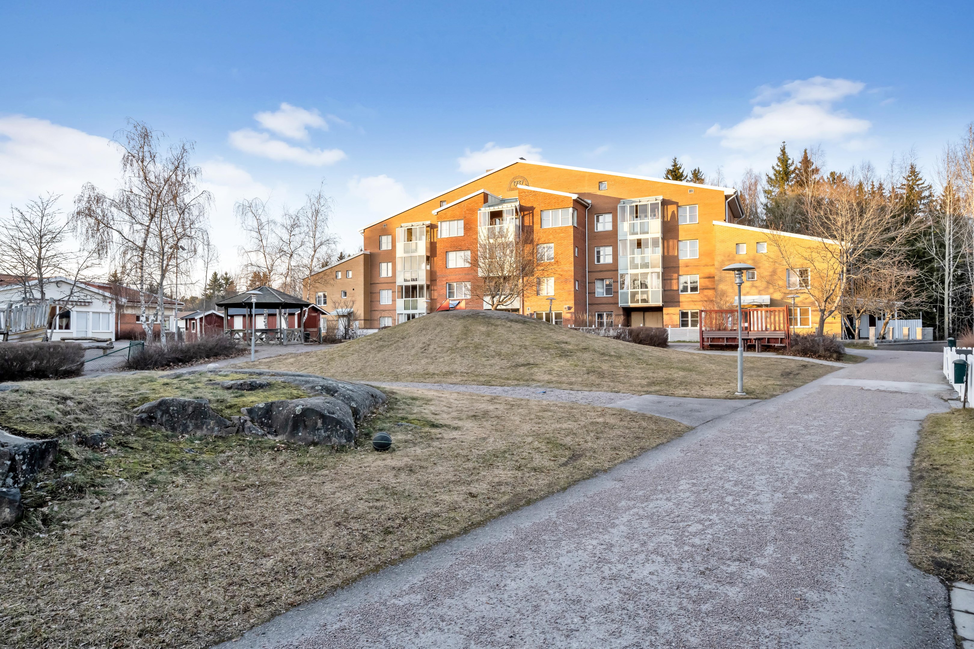 Bostadsbild från Kullerstensvägen 7B, Såld i Stenhagen, Uppsala