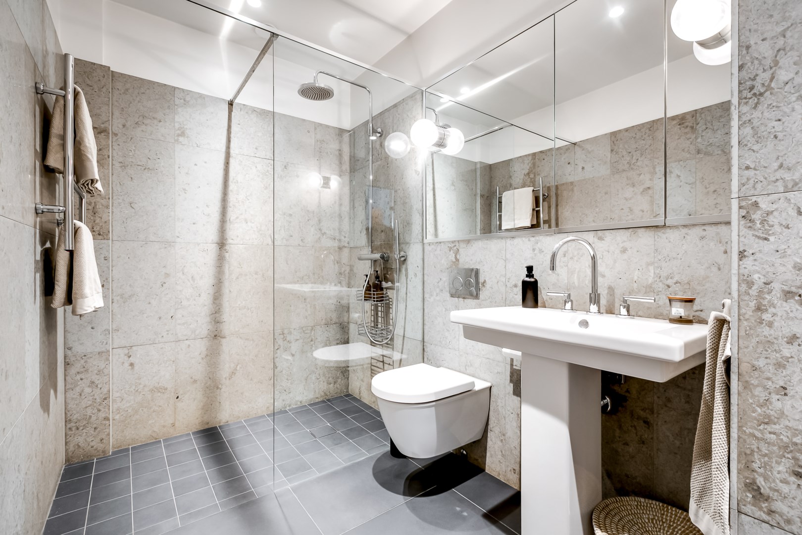 Bostadsbild från Fabrikörvägen 10C, Till salu i Nacka Strand, Nacka