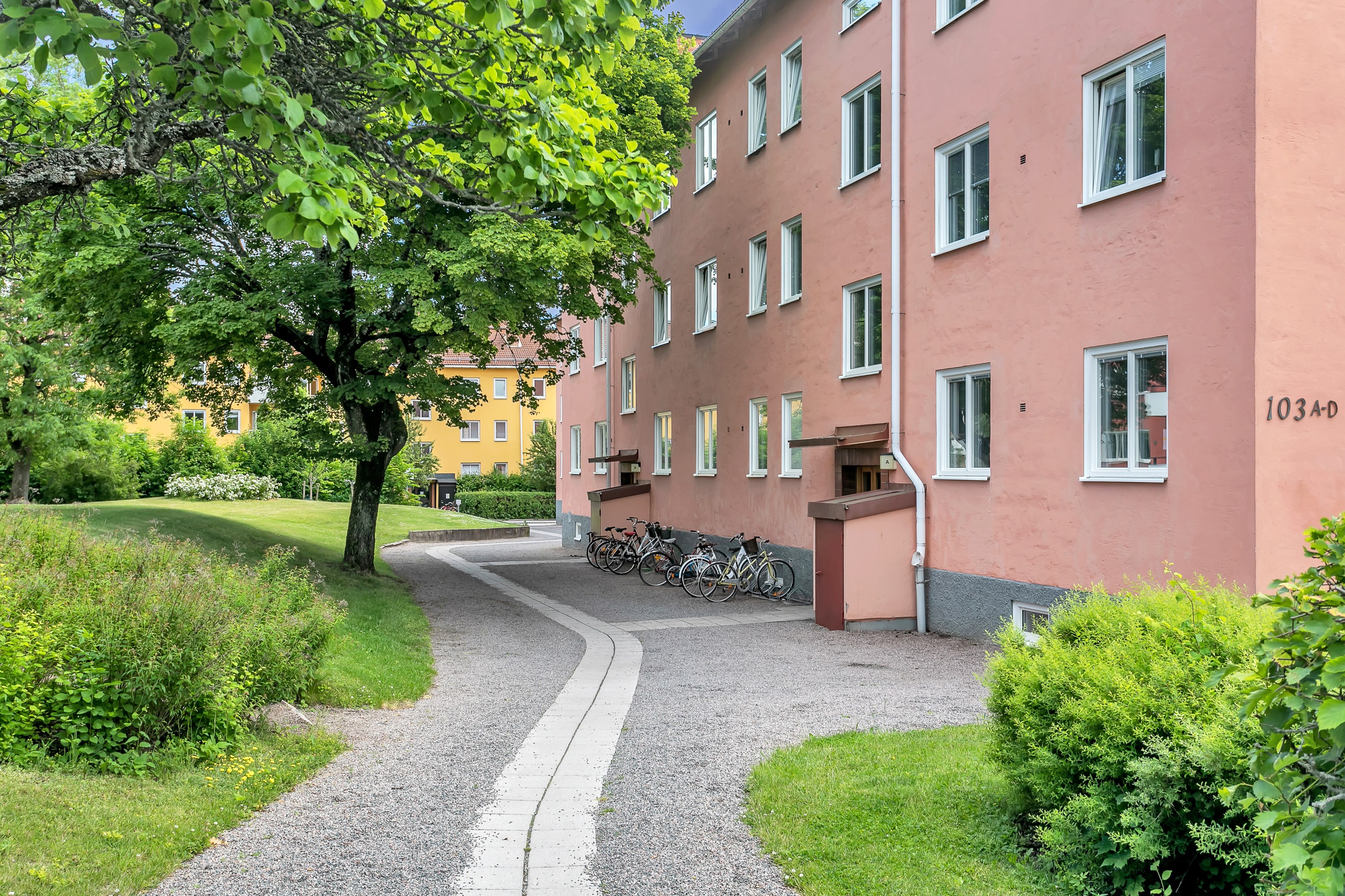 Bostadsbild från Svartbäcksgatan 103D, Såld i Svartbäcken, Uppsala