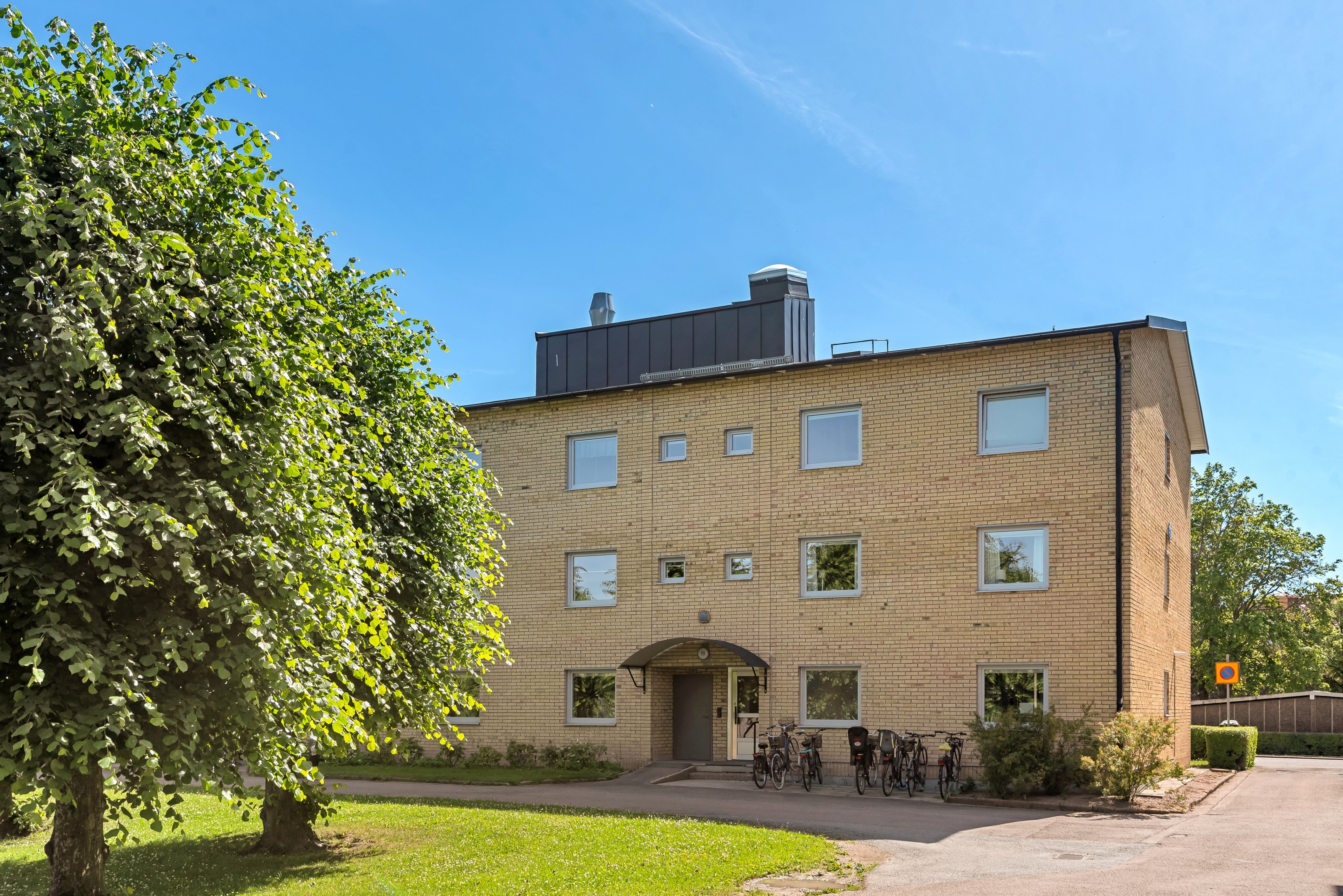 Bostadsbild från Gränby bilgata 10, Såld i Gränby, Uppsala