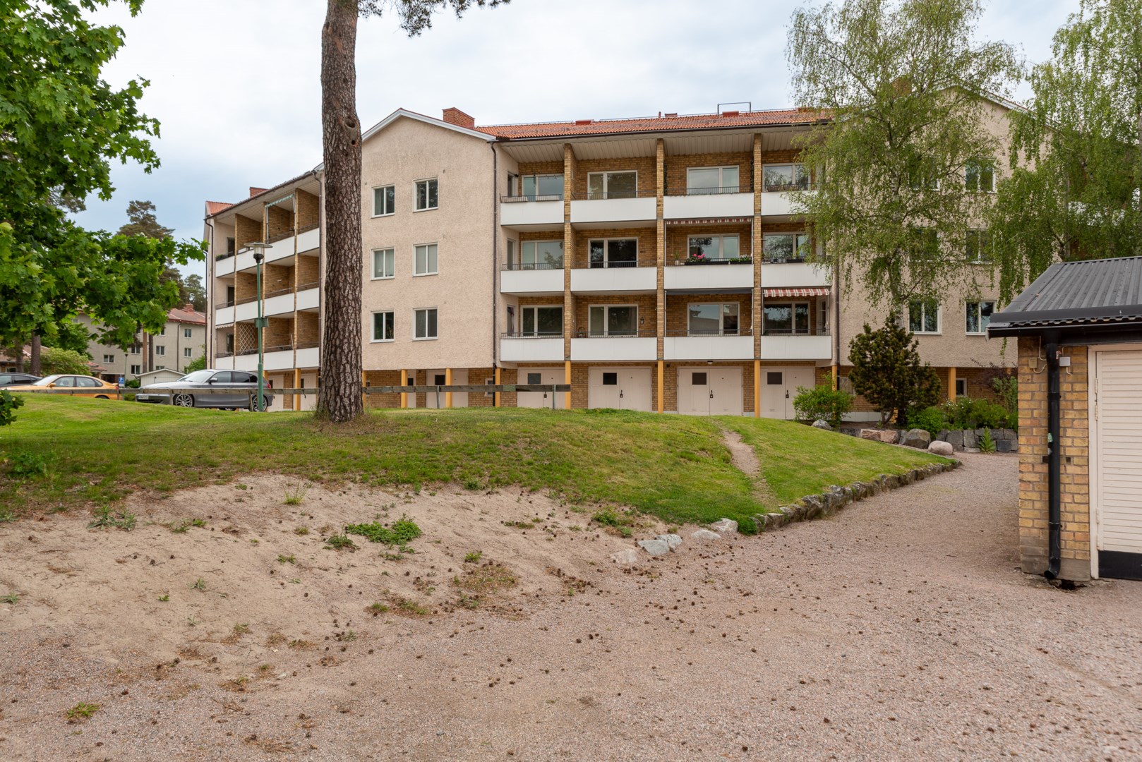 Bostadsbild från Narvavägen 67, Till salu i Krumeluren, Västerås