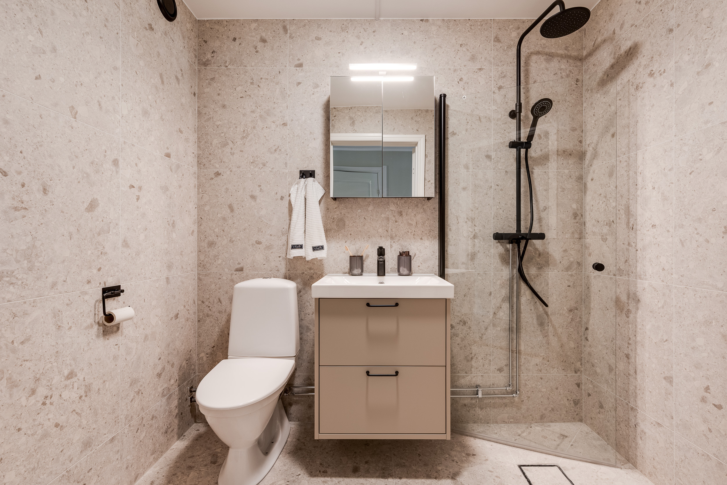 Bostadsbild från Labradorvägen 32, Såld i Gryta, Västerås