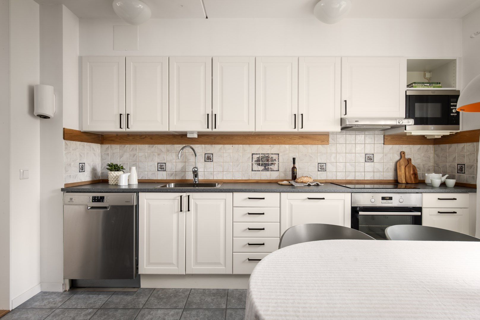 Bostadsbild från Norrholmsvägen 165, Kommande i Östra Orminge, Nacka