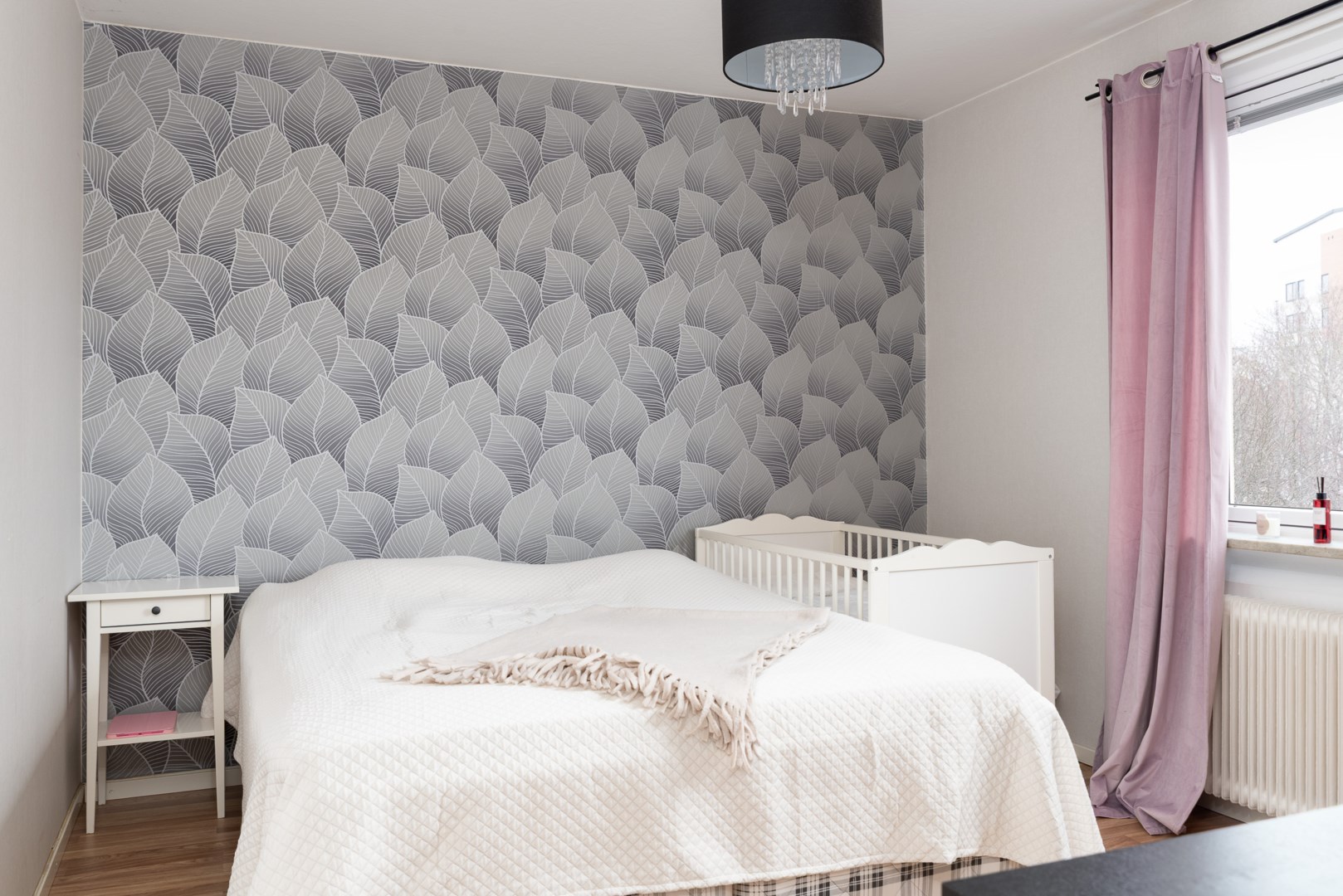 Bostadsbild från Svärdsliljegatan 13A, Såld i Gideonsberg, Västerås