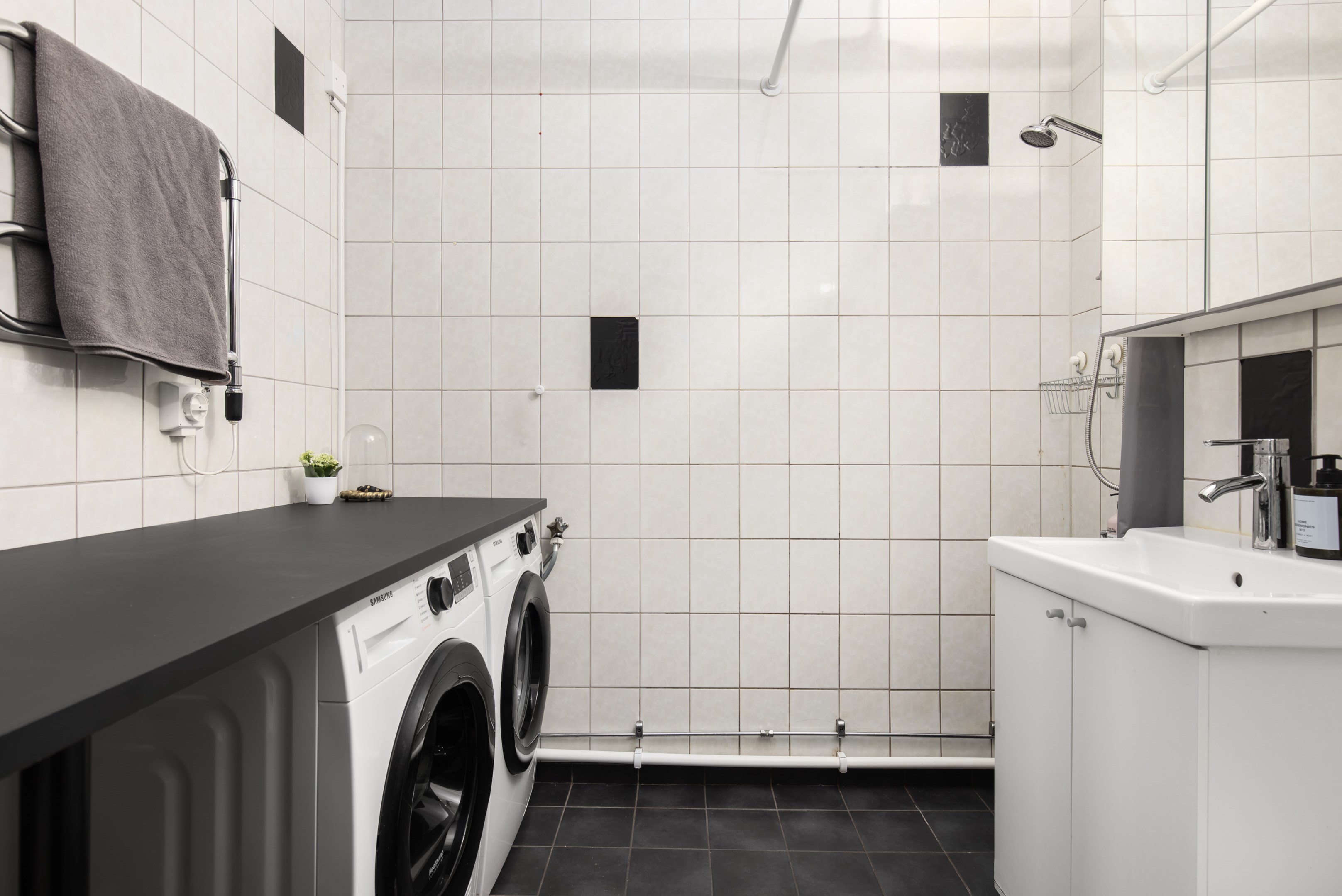 Bostadsbild från Ormingeringen 13A, Såld i Västra Orminge, Nacka