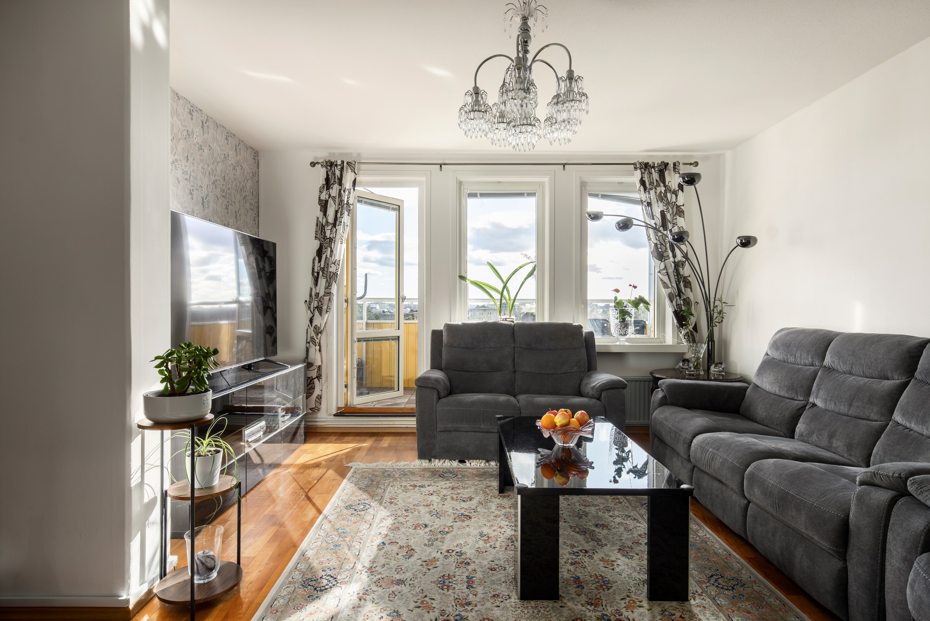Bostadsbild från Skarpövägen 47, Såld i Västra Orminge, Nacka
